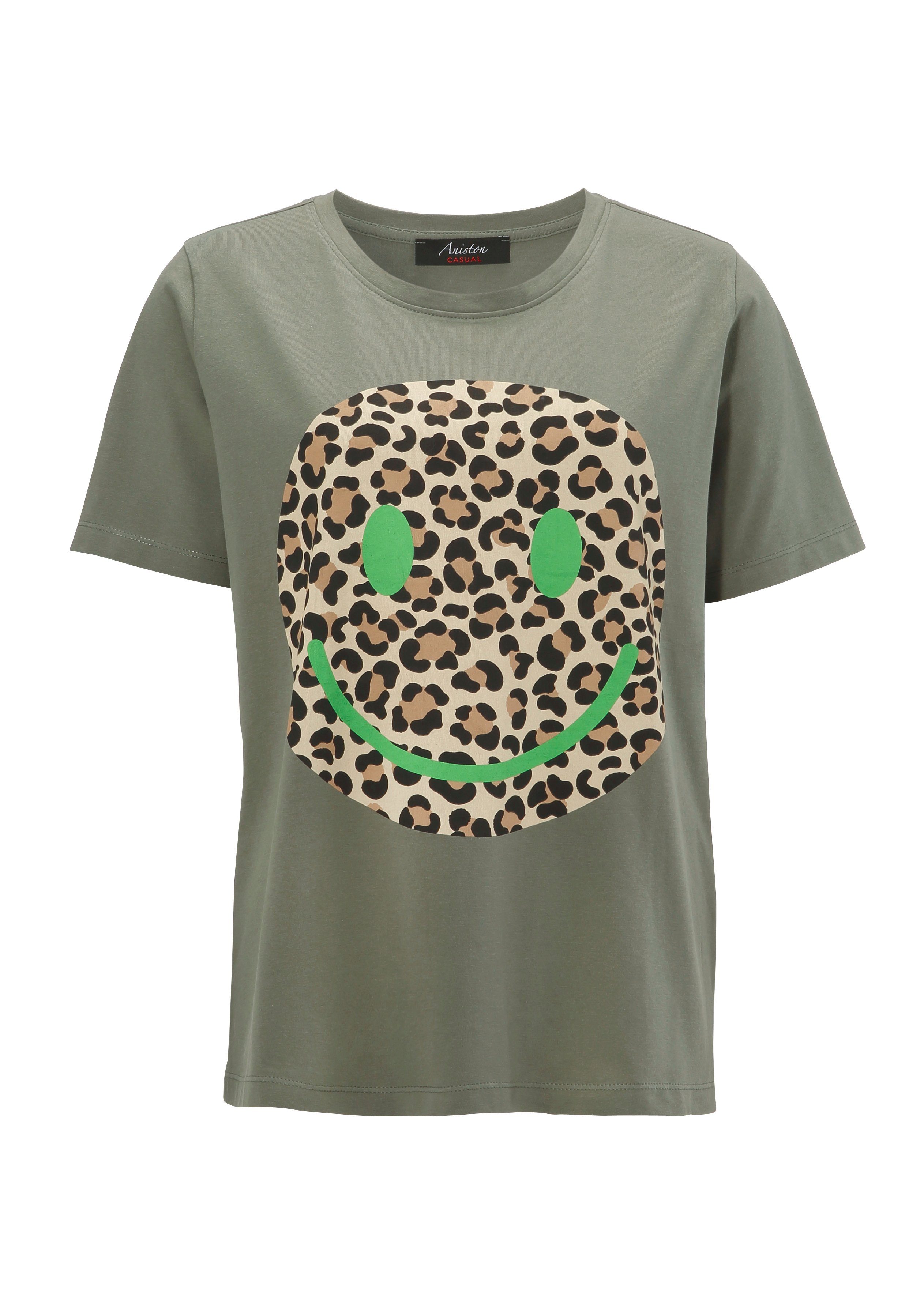 Aniston CASUAL T-shirt met smiley print in animal look op de voorkant