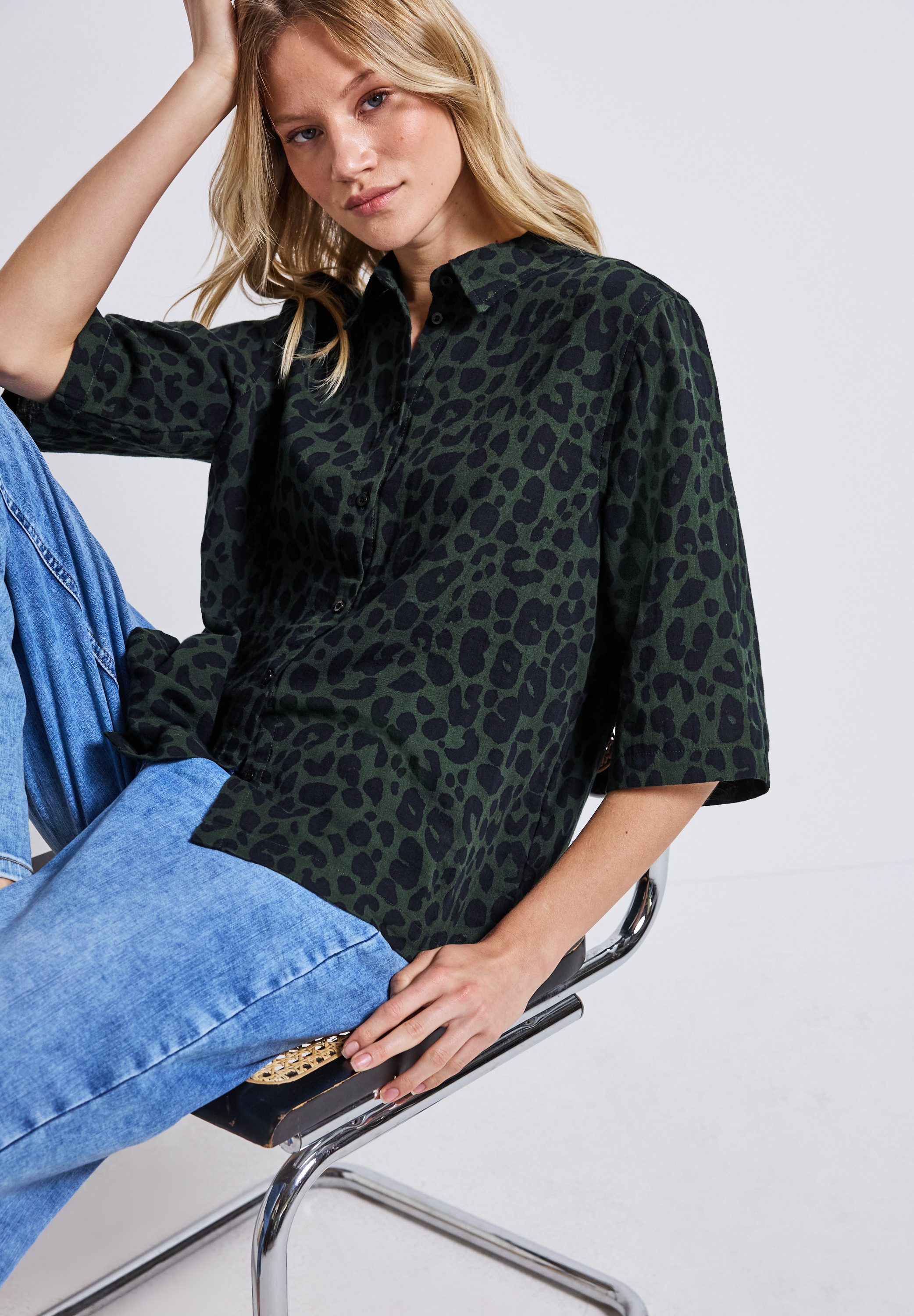 STREET ONE Overhemdblouse met dierenprint en in muslin-look