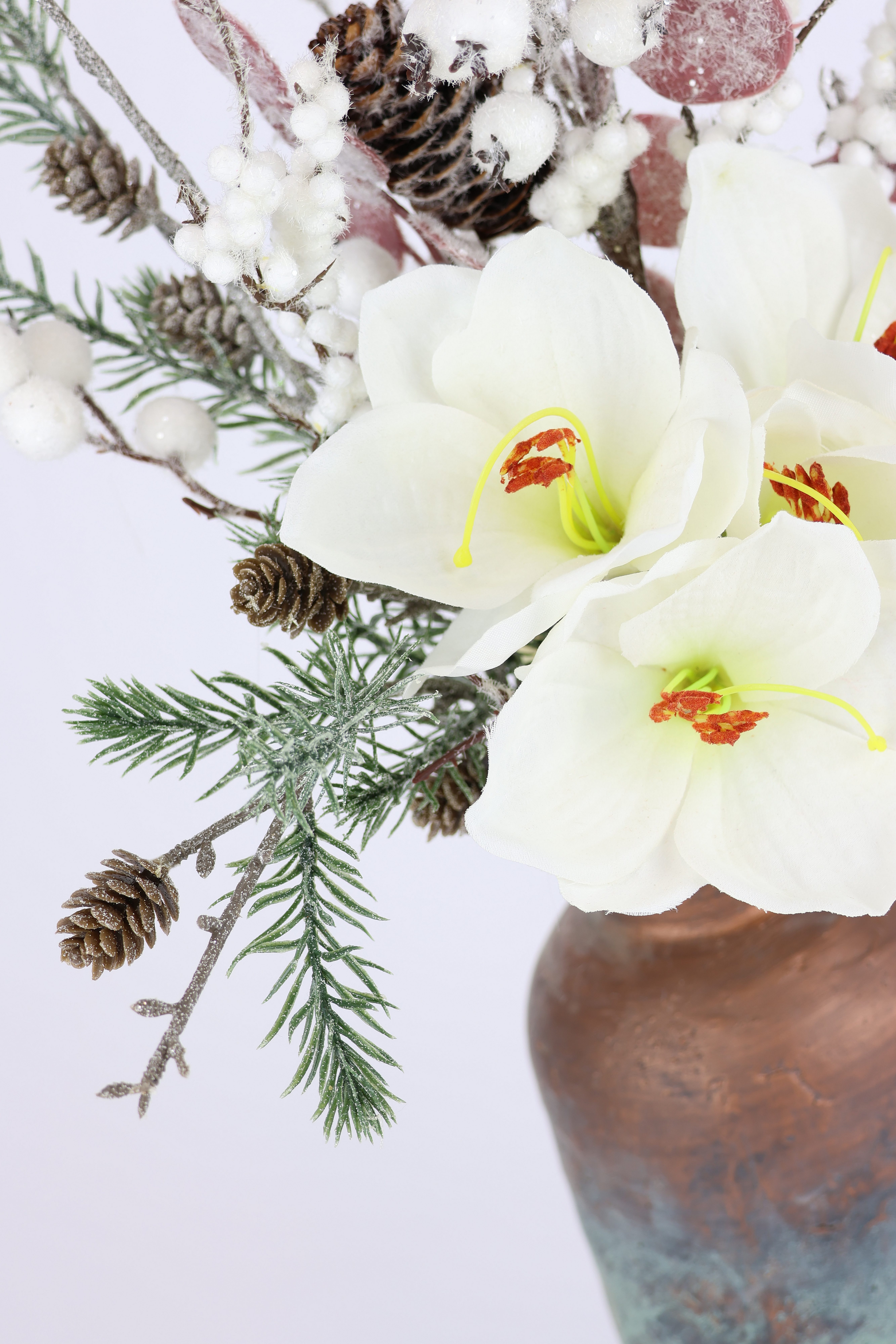 I.GE.A. Winterse kunstplant Arrangement met amaryllis in keramische vaas, kunstbloemen-arrangement(1 stuk)