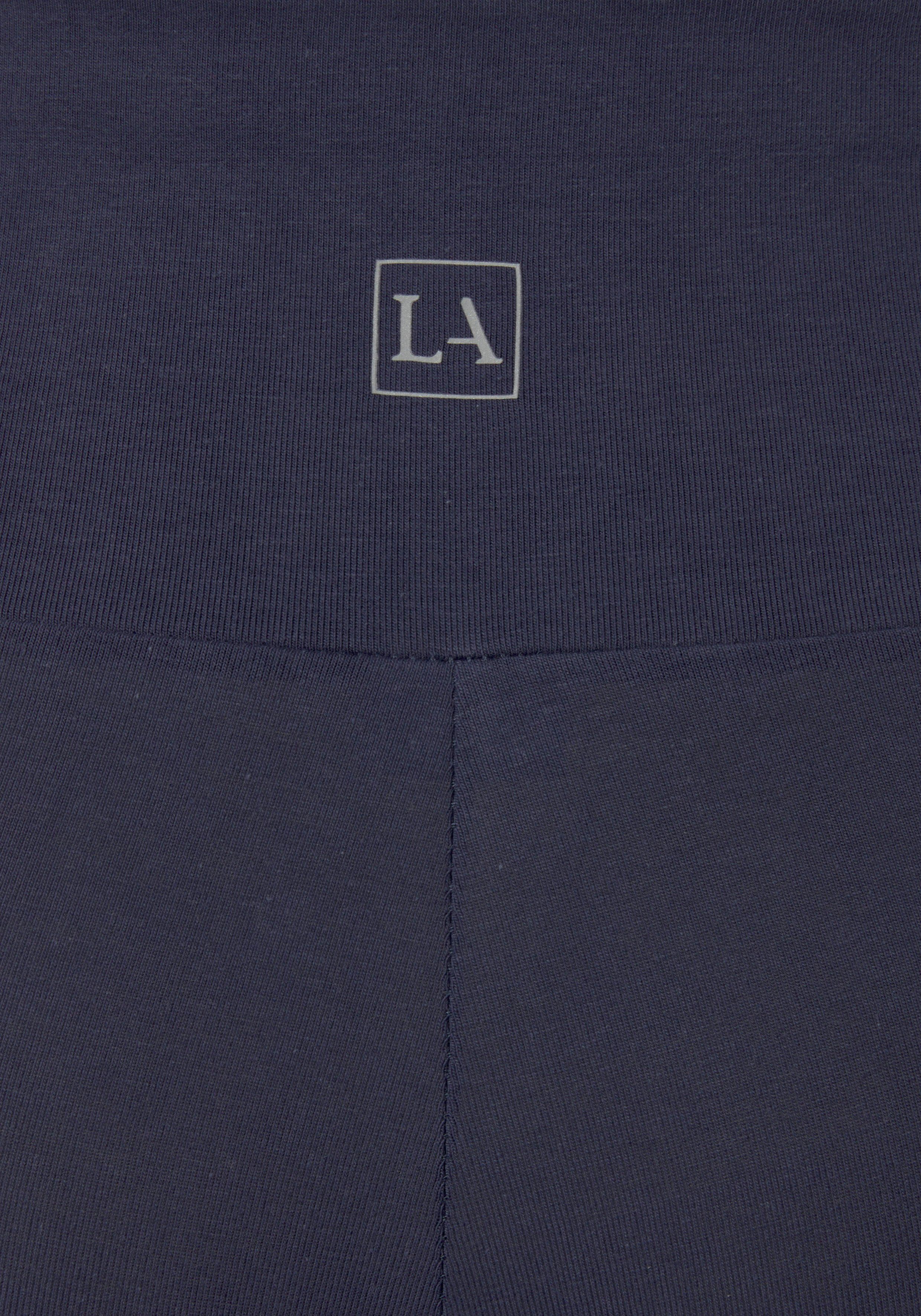 Lascana Short met brede boord en logoprint, loungewear