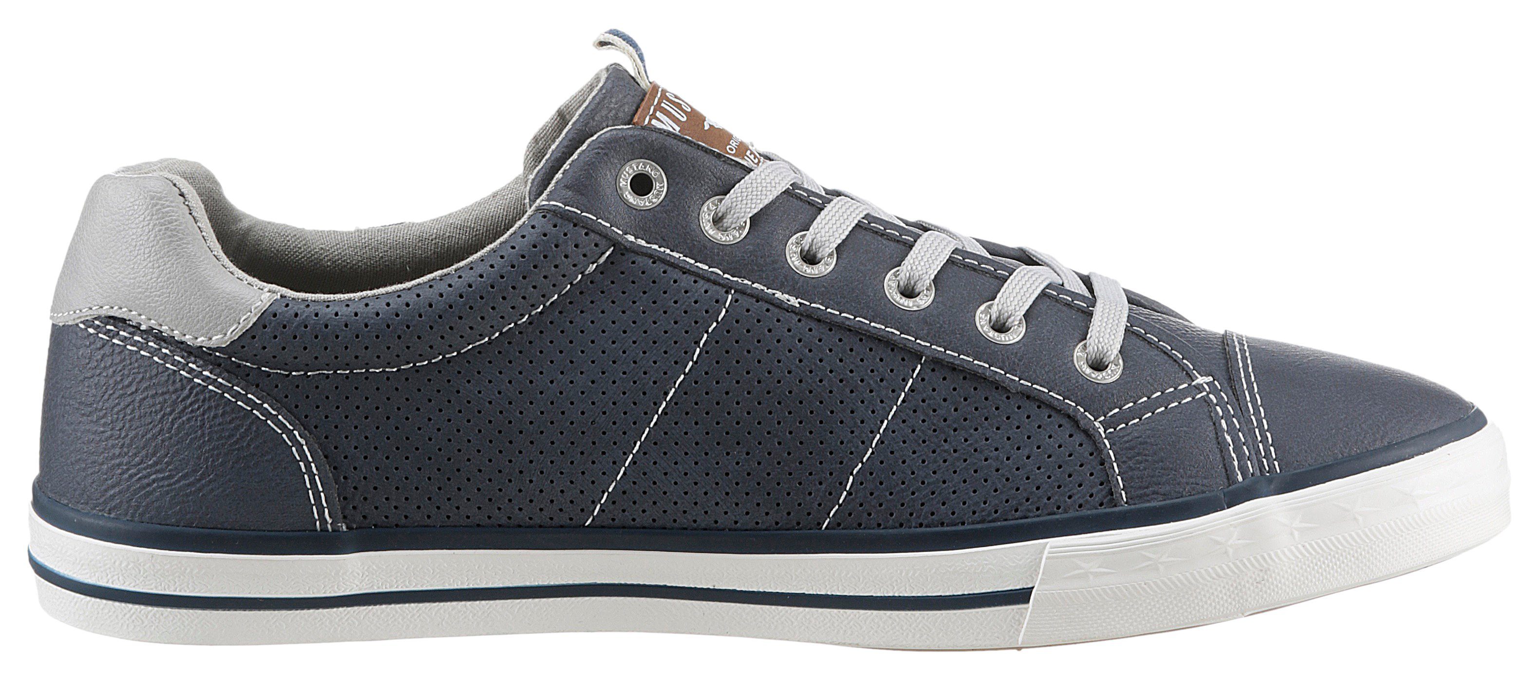 Mustang Shoes Sneakers met contrasterende details, vrijetijdsschoen, lage schoen, veterschoen
