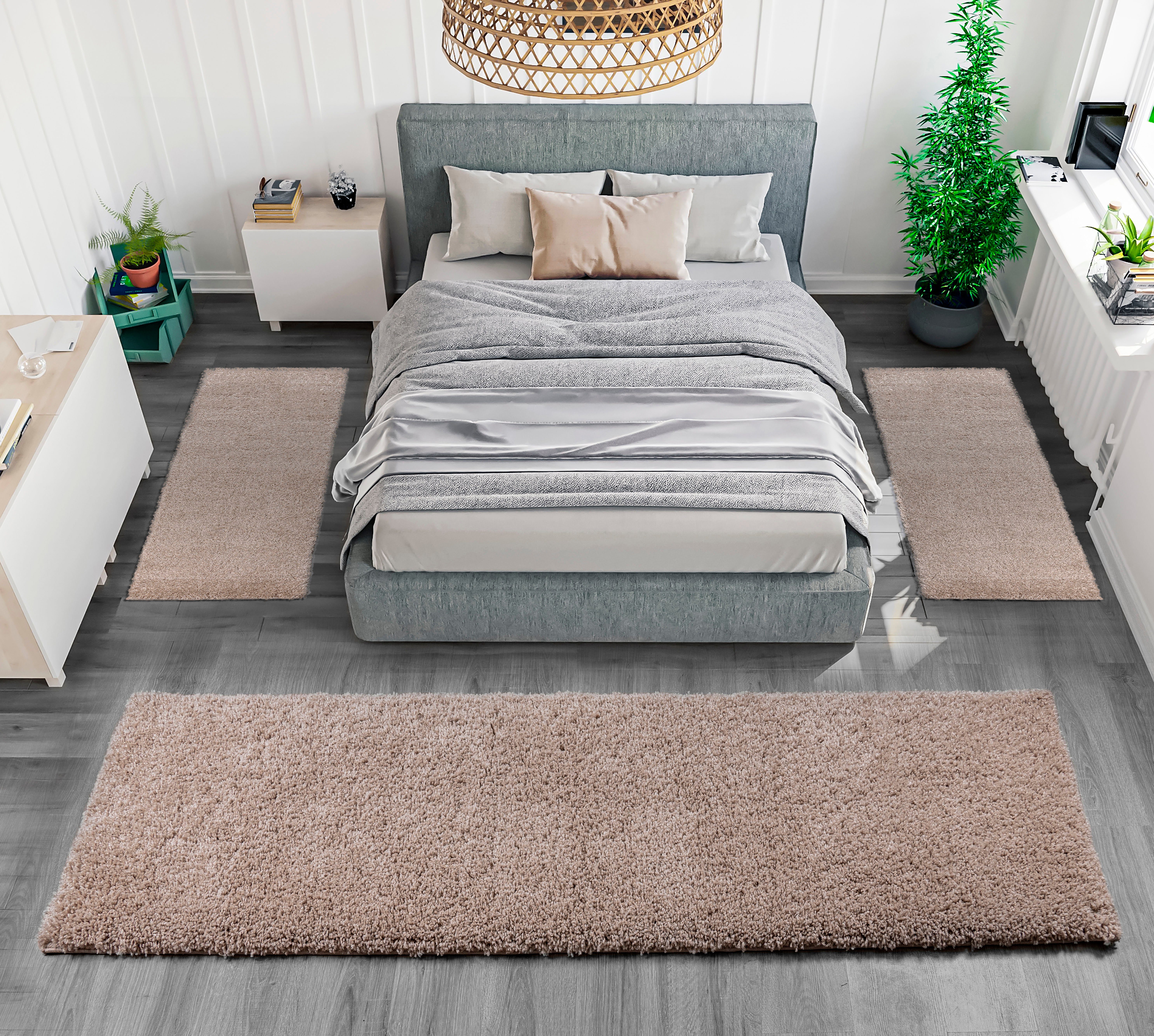 Bruno Banani Set slaapkamerkleedjes Shaggy Soft geweven, unikleuren, bijzonder zacht, slaapkamerkleed, loperset