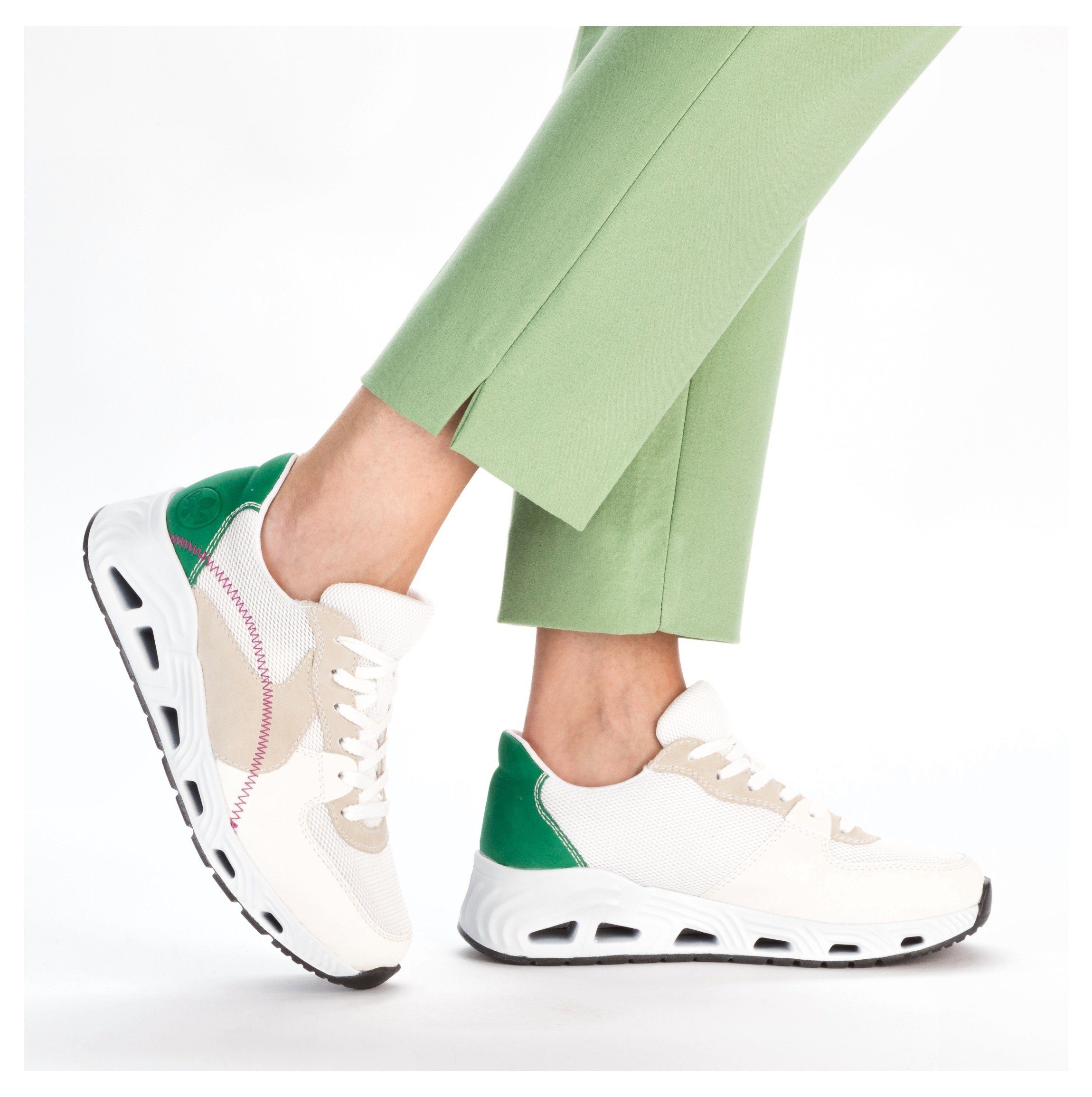Rieker Sneakers met sleehak met contrasterende decoratieve naad, vrijetijdsschoen, lage schoen, veterschoen