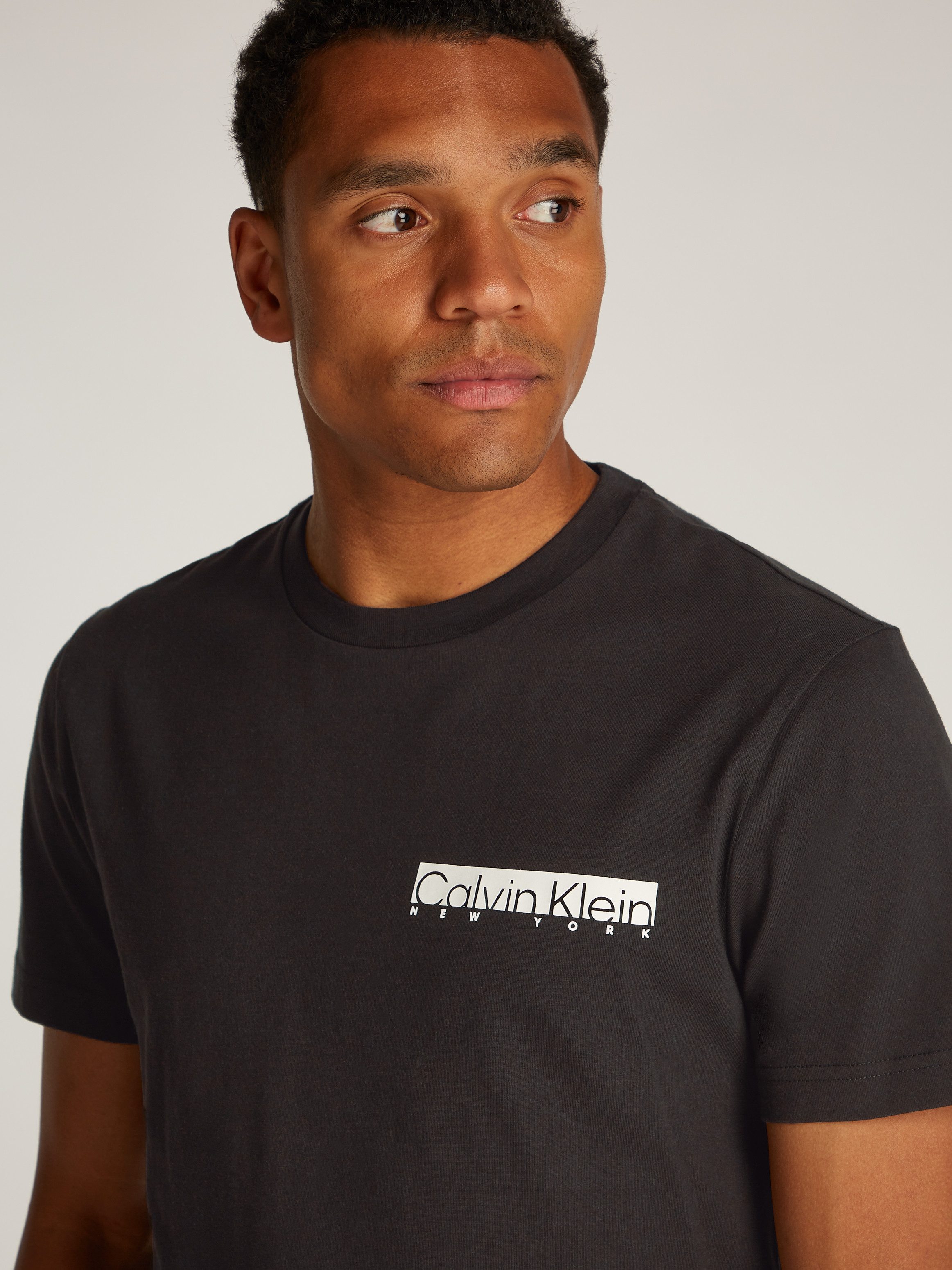 Calvin Klein Shirt met ronde hals NY CHEST BOX LOGO T-SHIRT