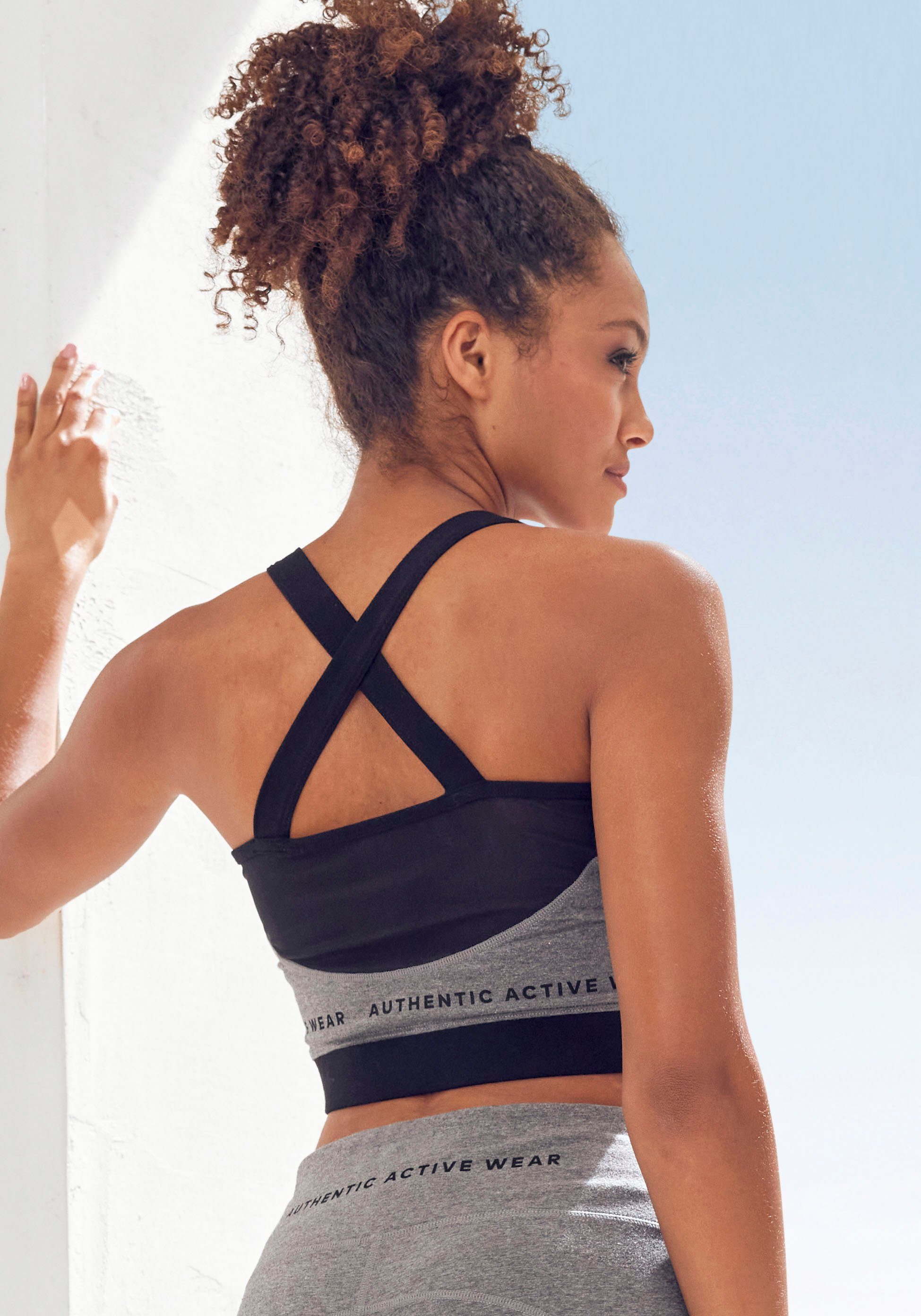 vivance active Crop-top -Sporttop met racerback