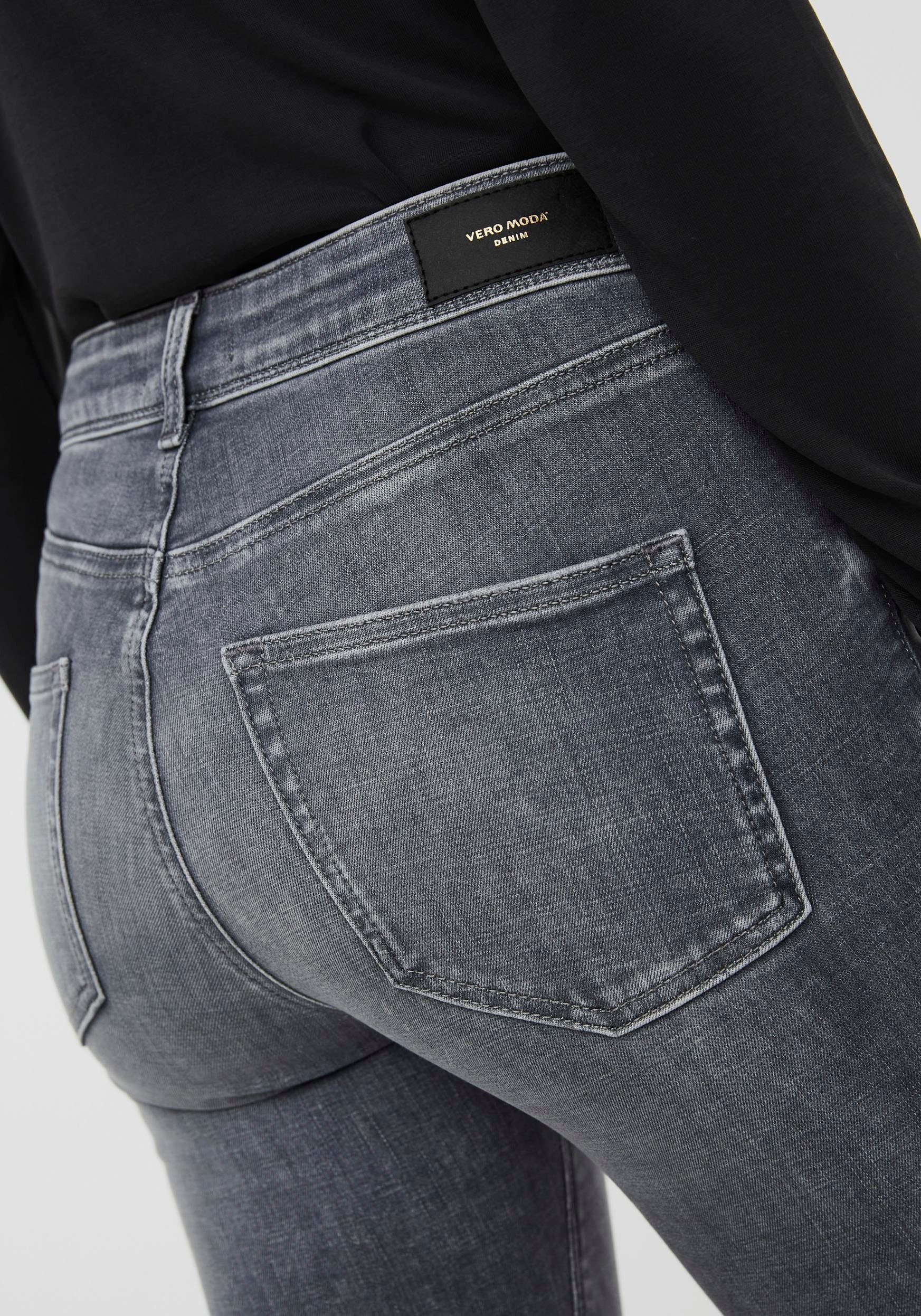 Vero Moda Skinny fit jeans VMLUX MR SLIM JEANS