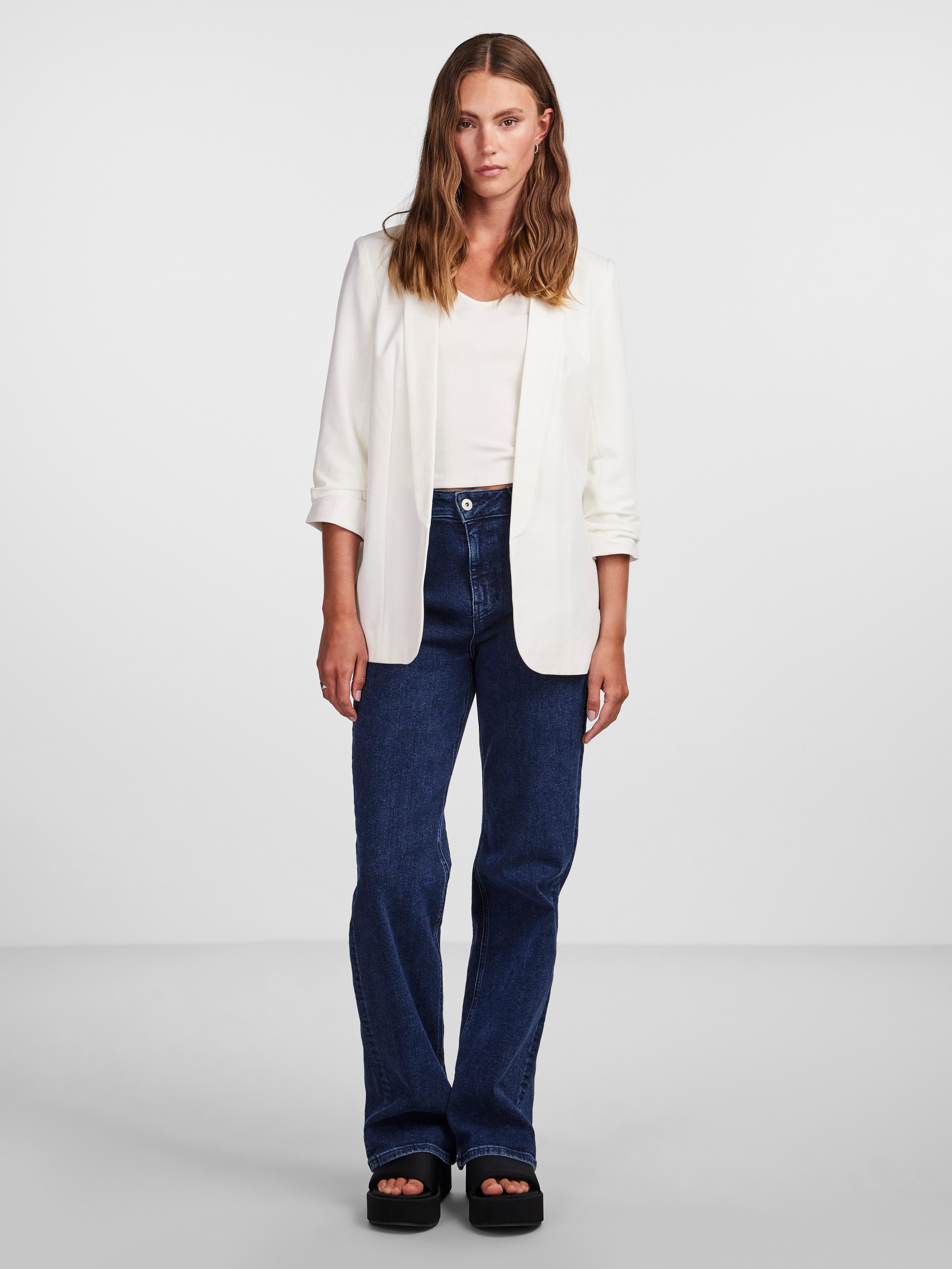 pieces Blouseblazer PCBOSELLA 3/4 BLAZER NOOS met plooidetail op de mouw