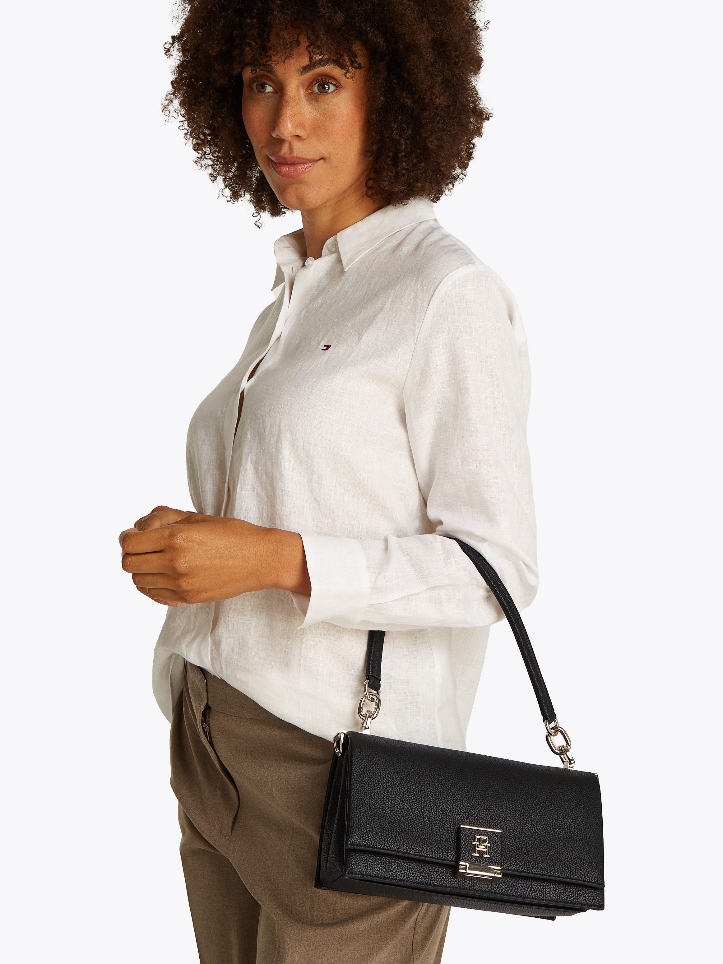 Tommy Hilfiger Schoudertas TH HER MED CROSSOVER , avondtas, clutch, mini tas met goudkleurige accenten