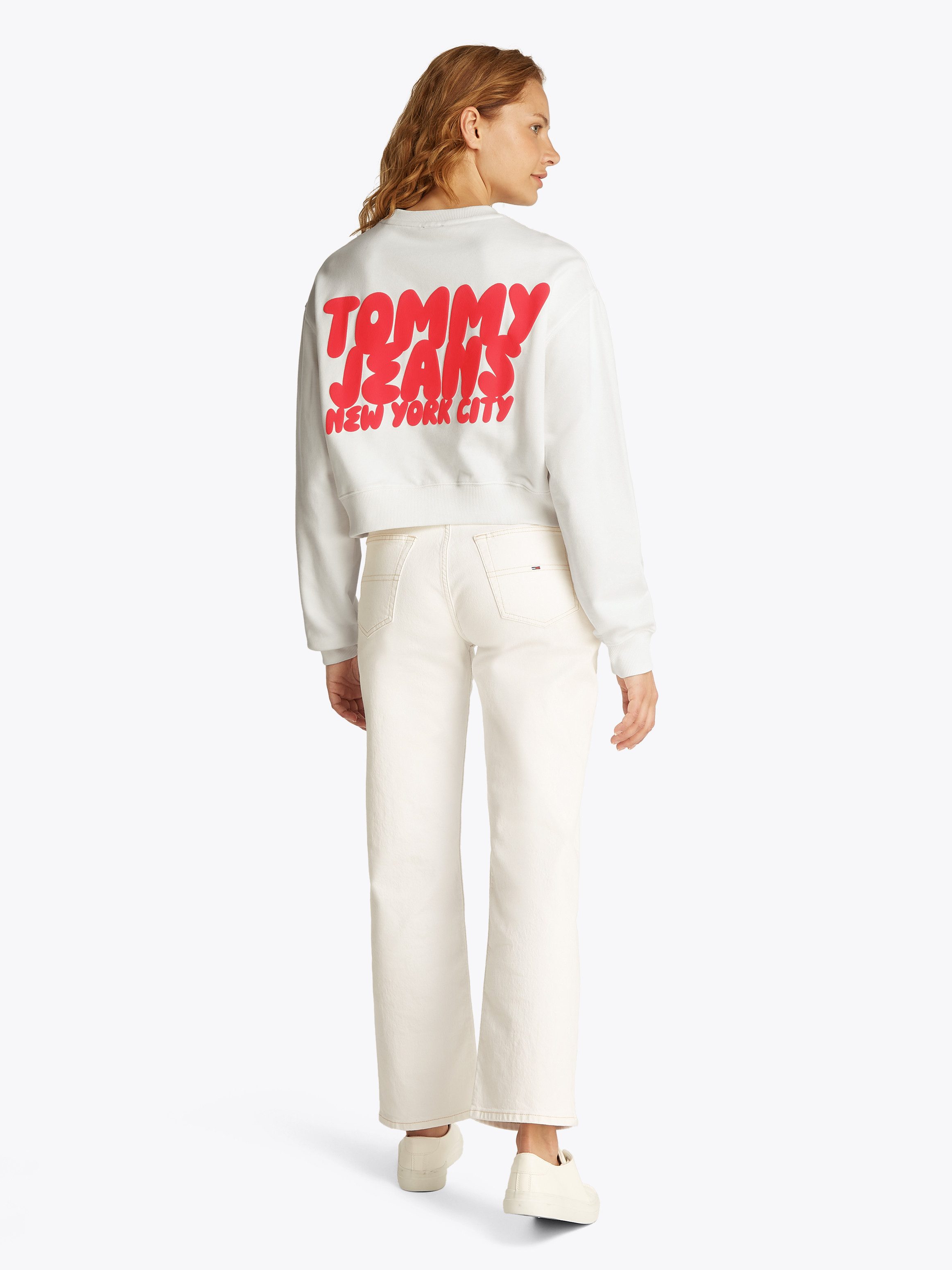 TOMMY JEANS Sweatshirt TJW RLX CRP TJ BUBBLE CREW met grote logoprint op de rug