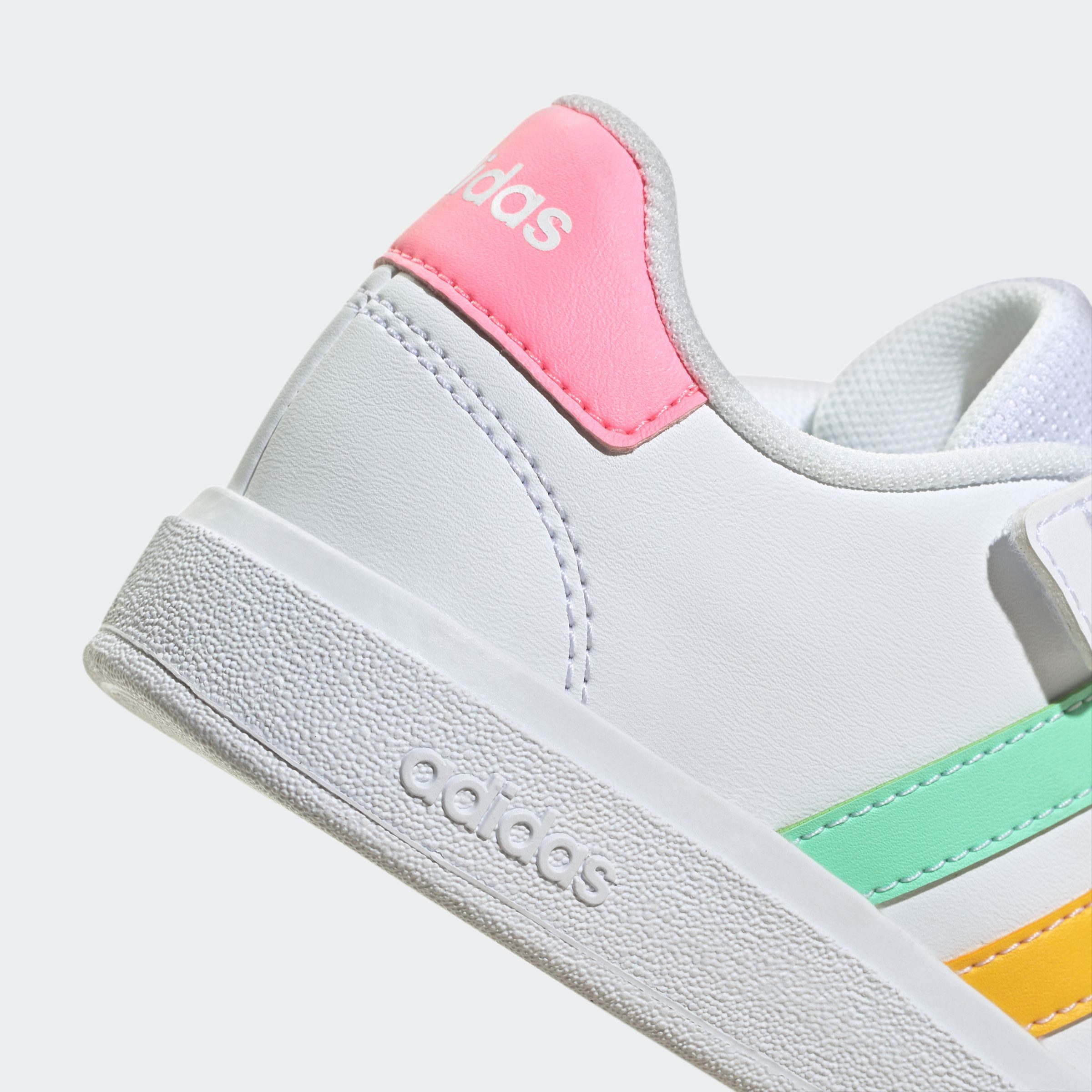 adidas Sportswear Klittenbandschoenen GRAND COURT 2.0 KIDS Design geïnspireerd op de adidas Superstar