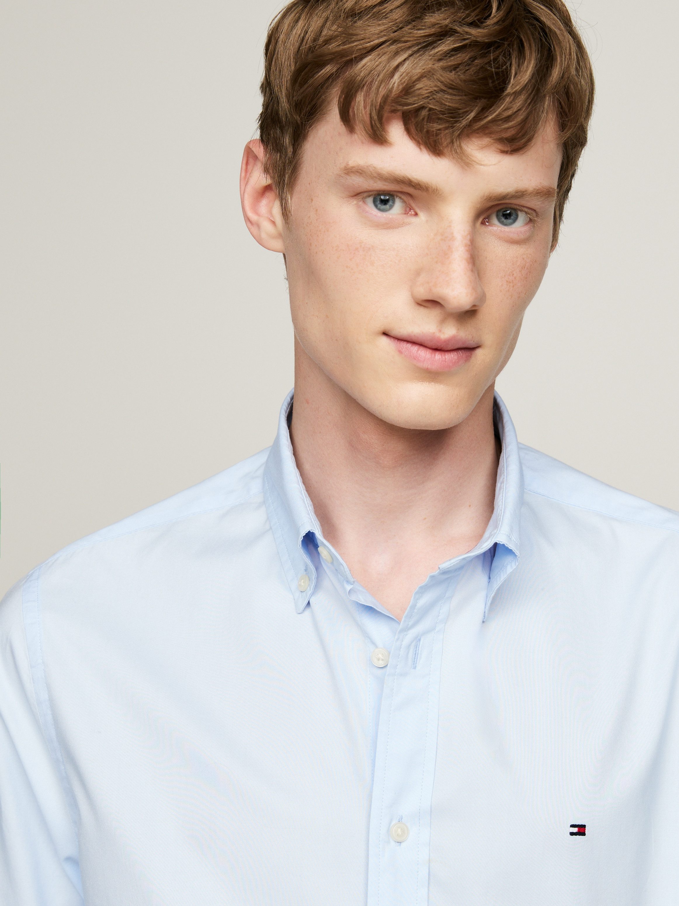 Tommy Hilfiger Overhemd met lange mouwen FLEX POPLIN RF SHIRT met labelschild binnenin de knoopsluiting (1-delig)