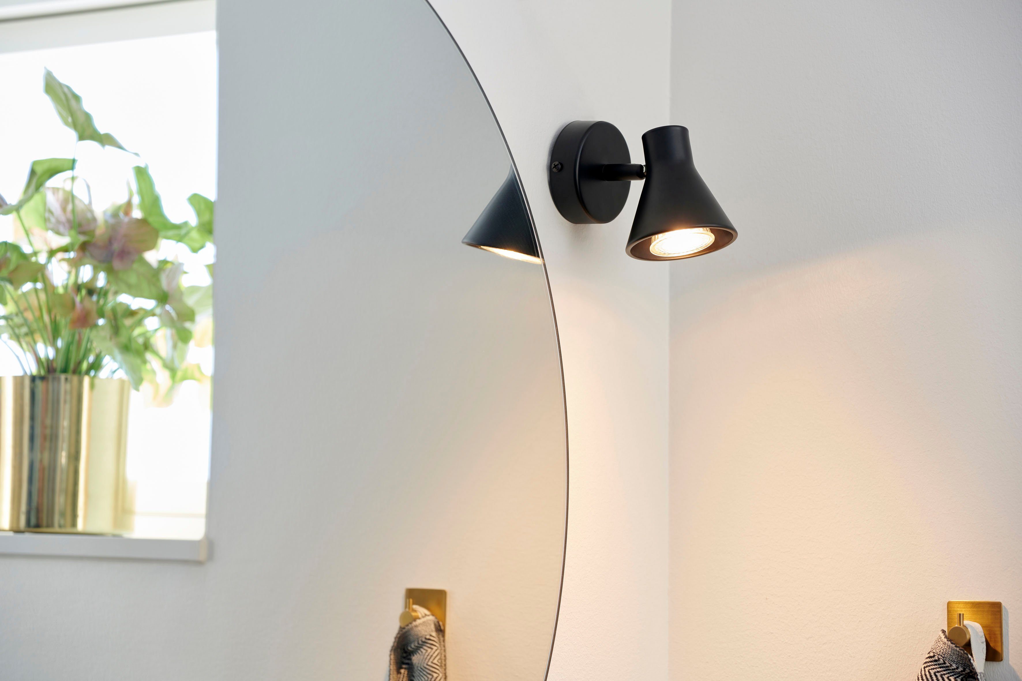 Nordlux Wandlamp Eik Tijdloos en eenvoudig ontwerp, kantel- en draaibare kap (1 stuk)