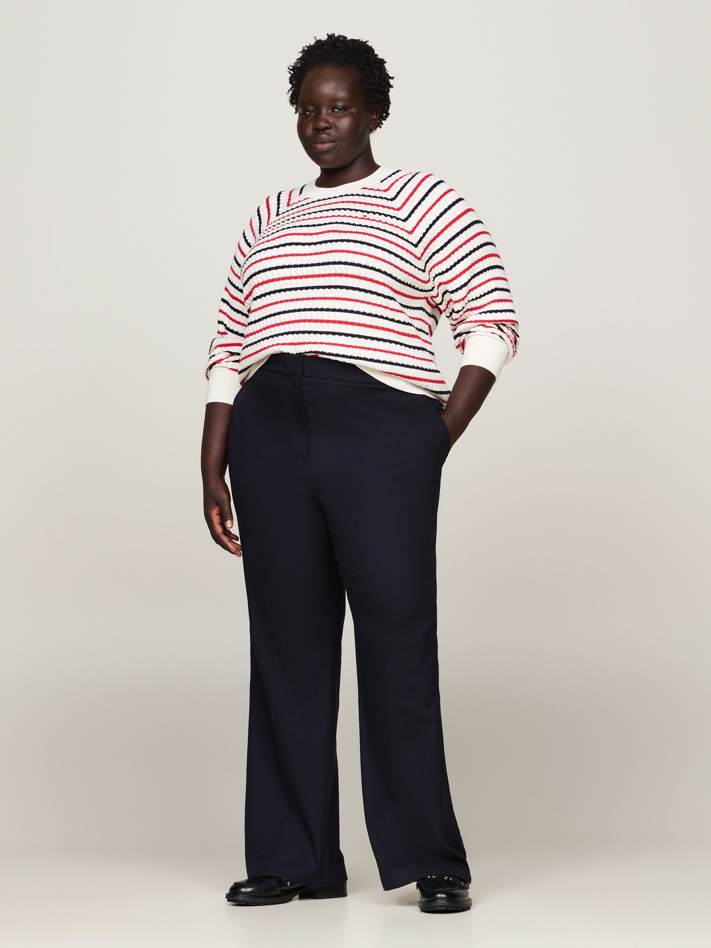 Tommy Hilfiger Curve Broek met wijde pijpen CRV CORE FLARED PANT in grote maten, flared vorm