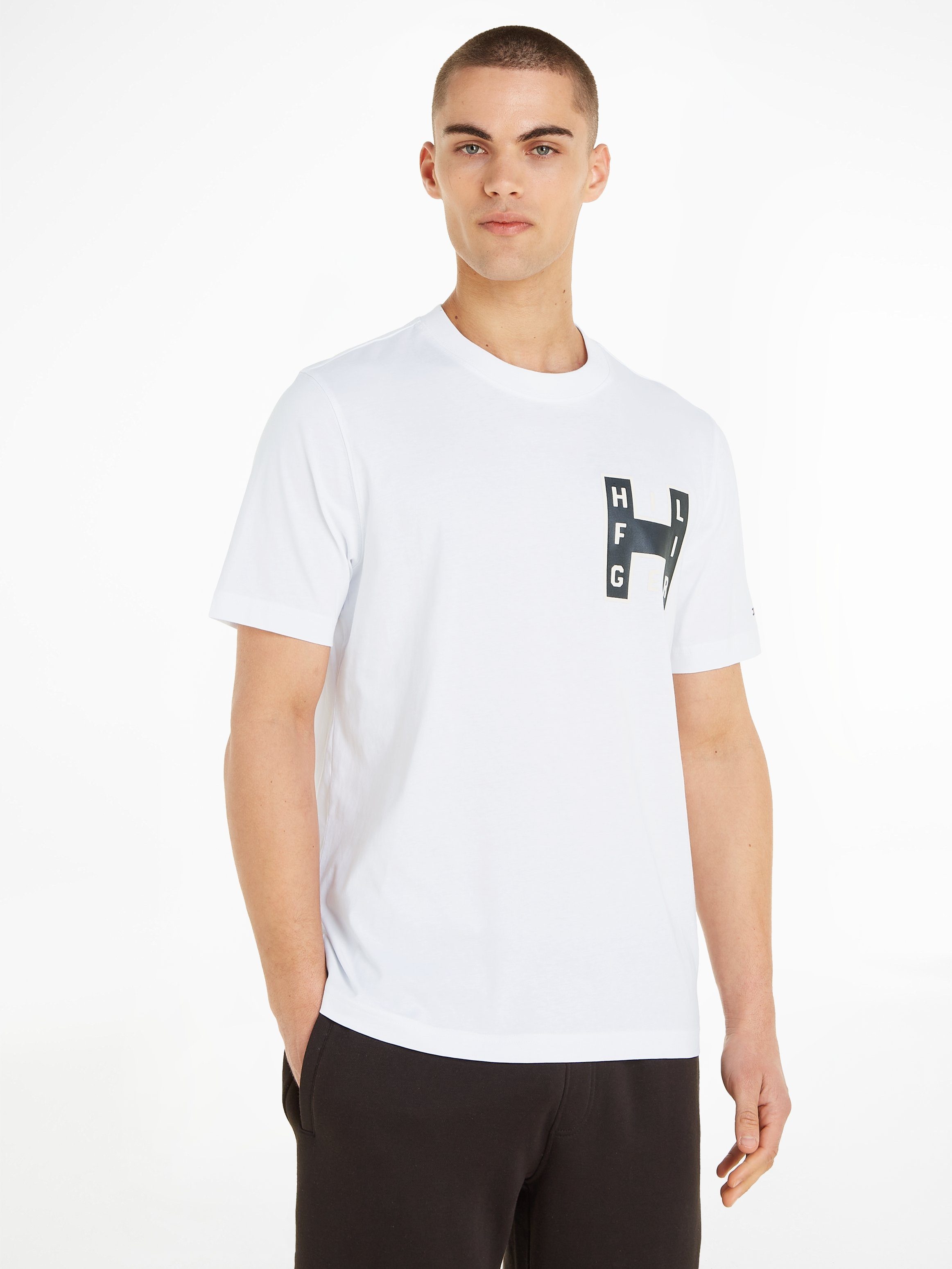 Tommy Hilfiger Shirt met korte mouwen VARSITY H TEE met grote hilfiger print op de borst heren t-shirts maat XXXL wit