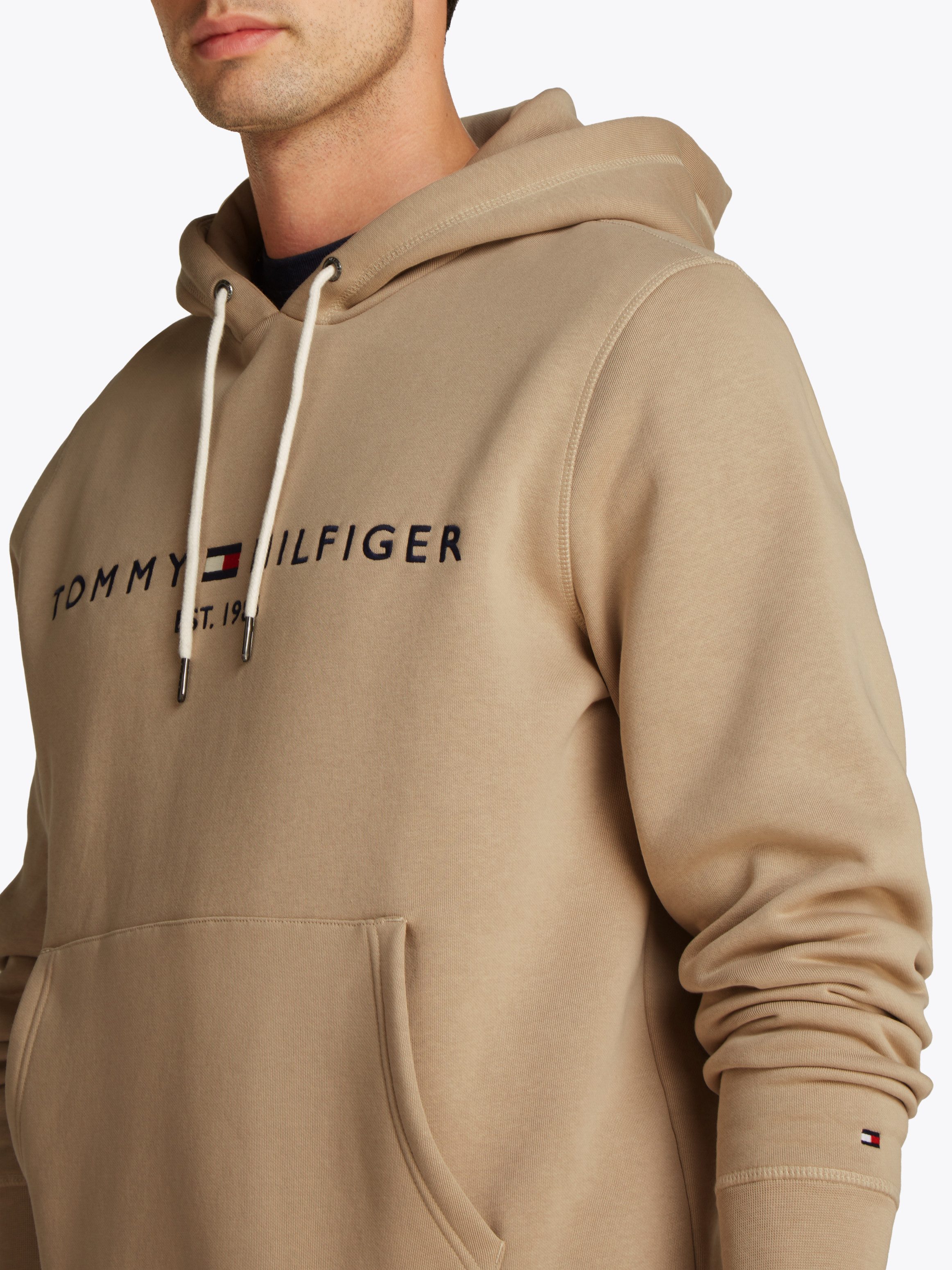 Tommy Hilfiger Hoodie TOMMY LOGO HOODY met capuchon en kangoeroezak