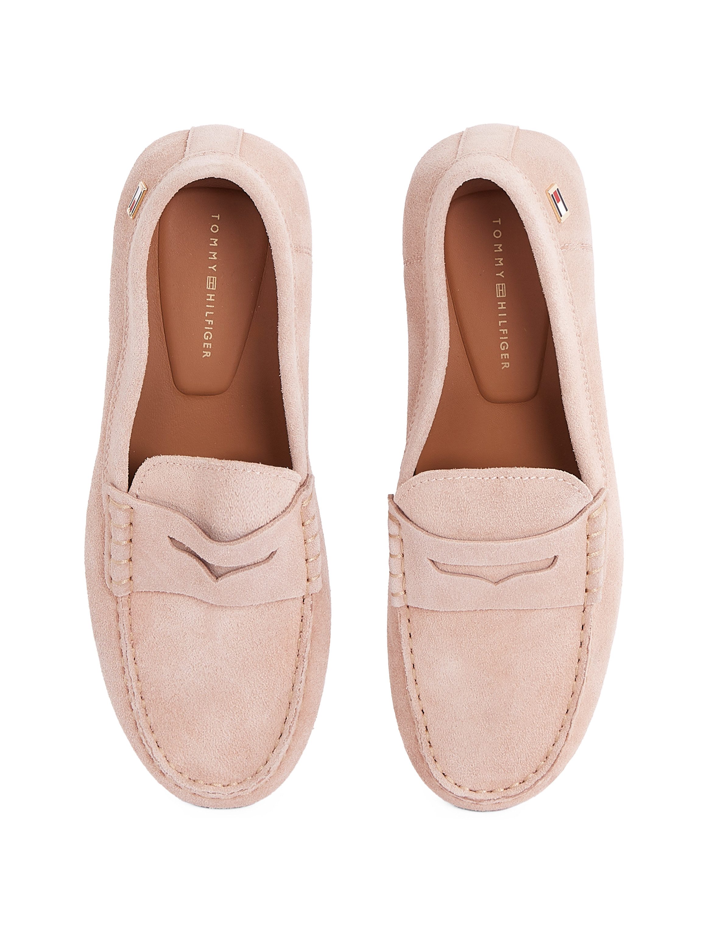 Tommy Hilfiger Instappers FLAG SOFT SUEDE DRIVER LOAFER , instapschoen, comfortabele schoen, moccasin, flats met modieuze decoratieve sluiting