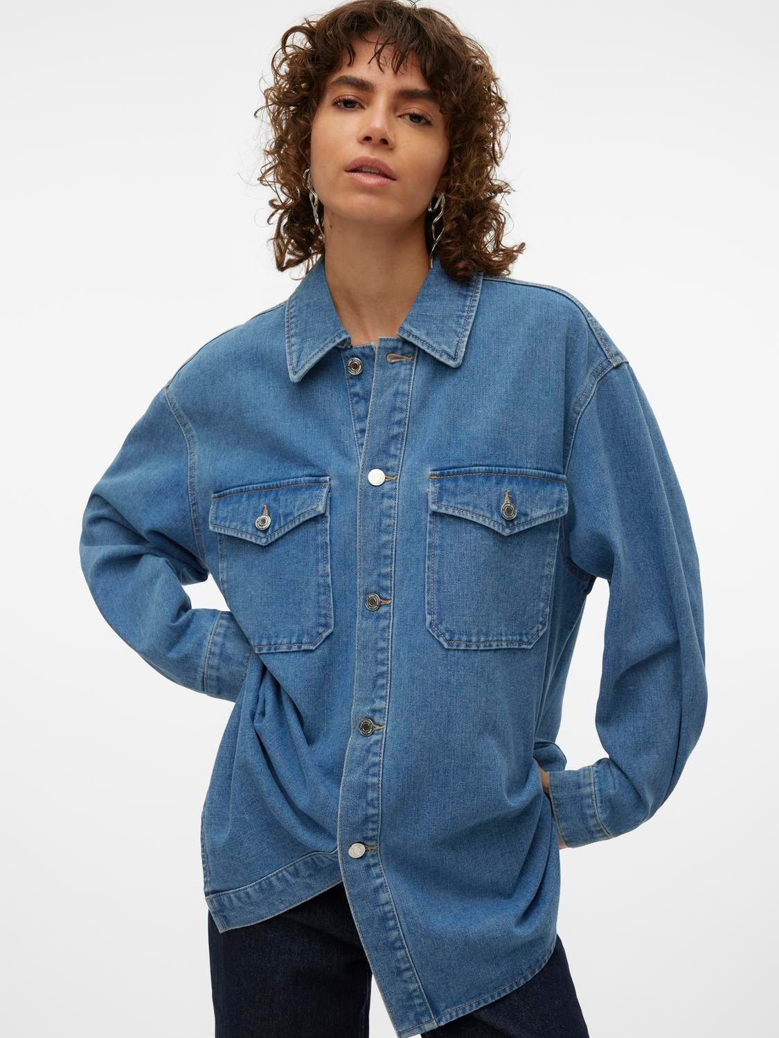 Vero Moda Jeans blouse VMNAYA OVERSIZED DENIM SHIRT MIX NOOS