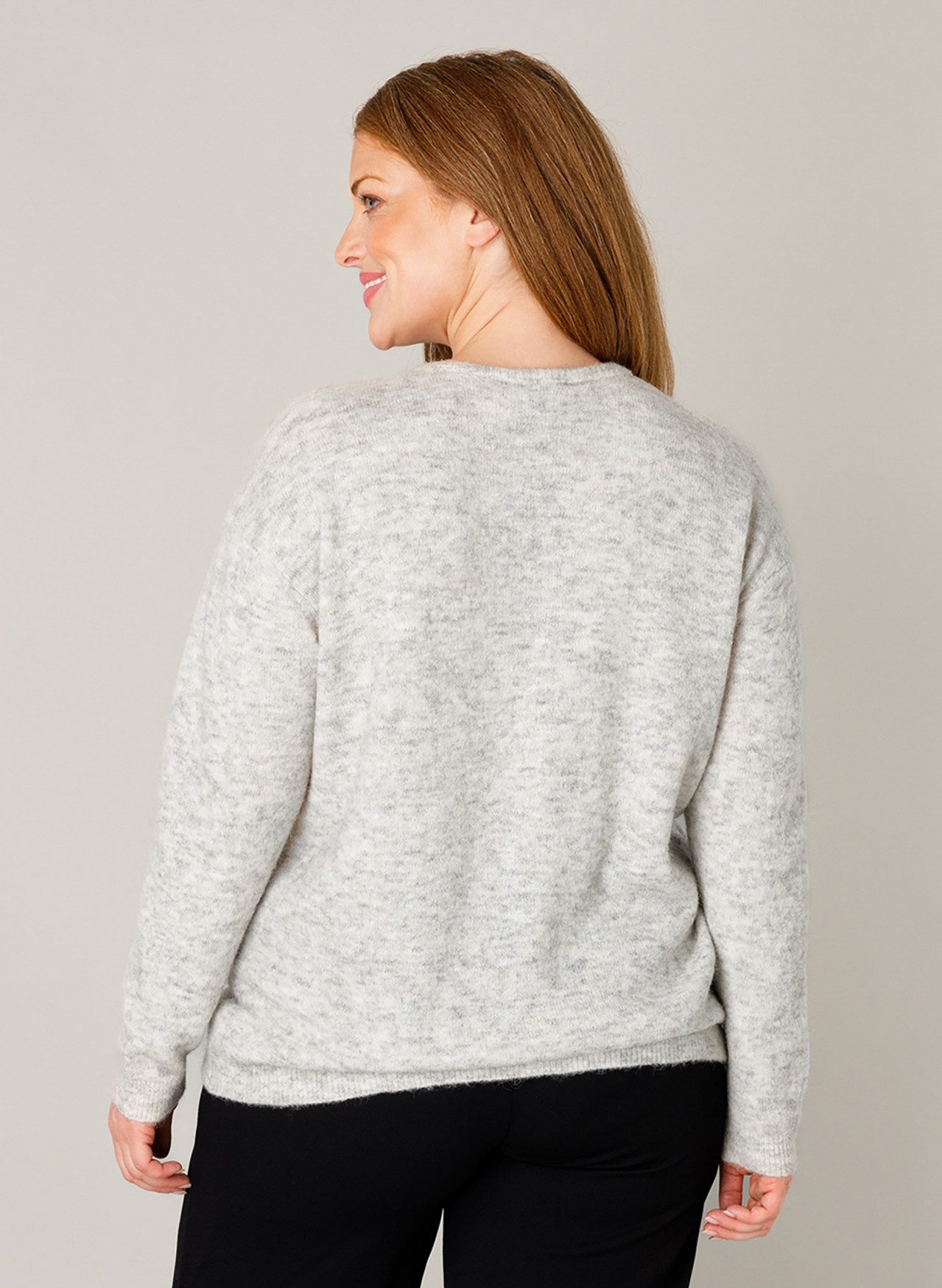 Base Level Curvy Cardigan Yulia