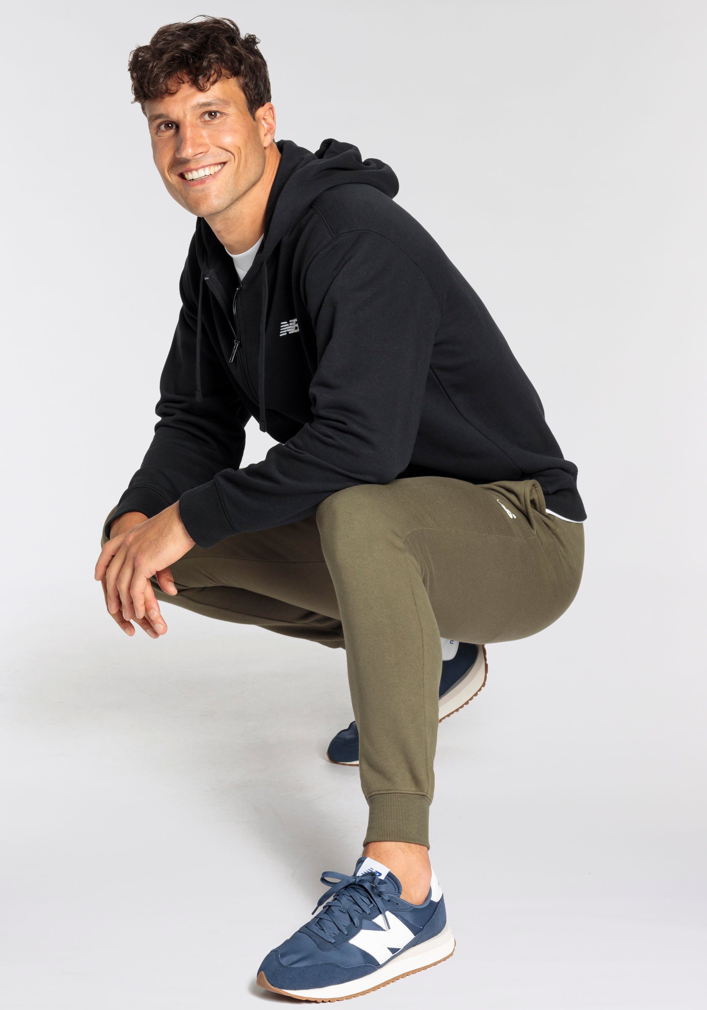 New Balance Sneakers M237