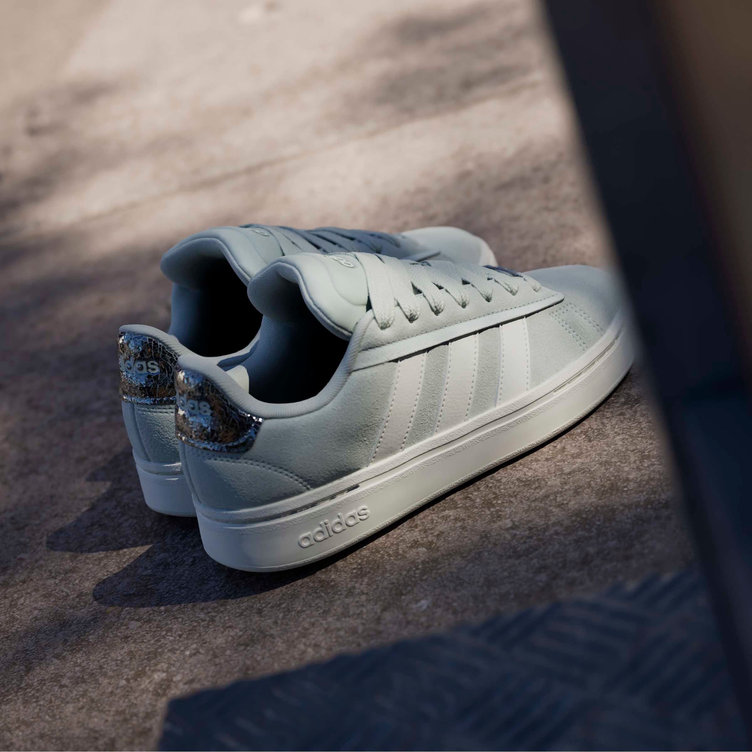 adidas Sportswear Sneakers GRAND COURT ALPHA 00S Design geïnspireerd door de adidas Campus 00