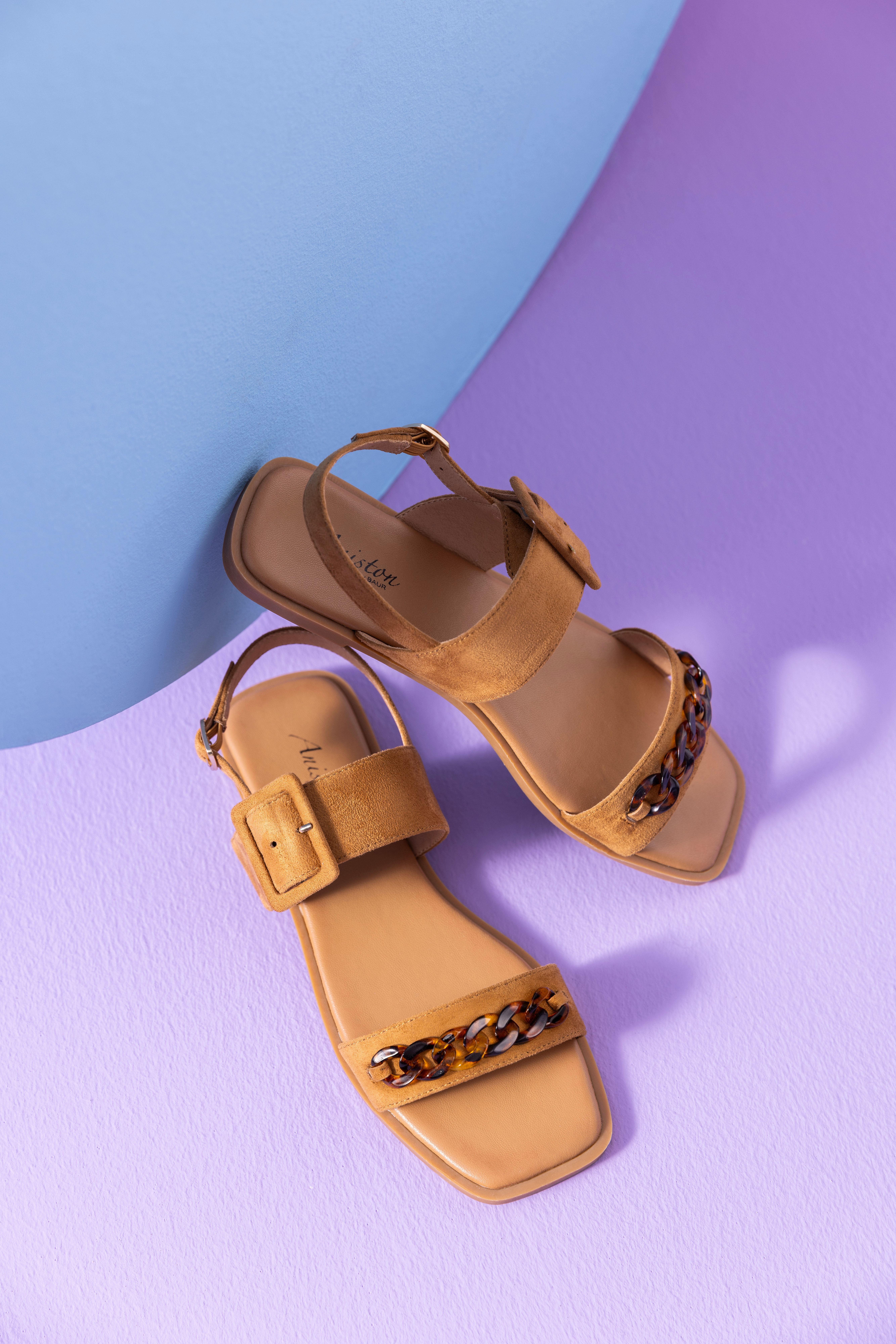 Aniston SHOES Sandalen , zomer schoen, sandalette, sierketting - nieuwe collectie