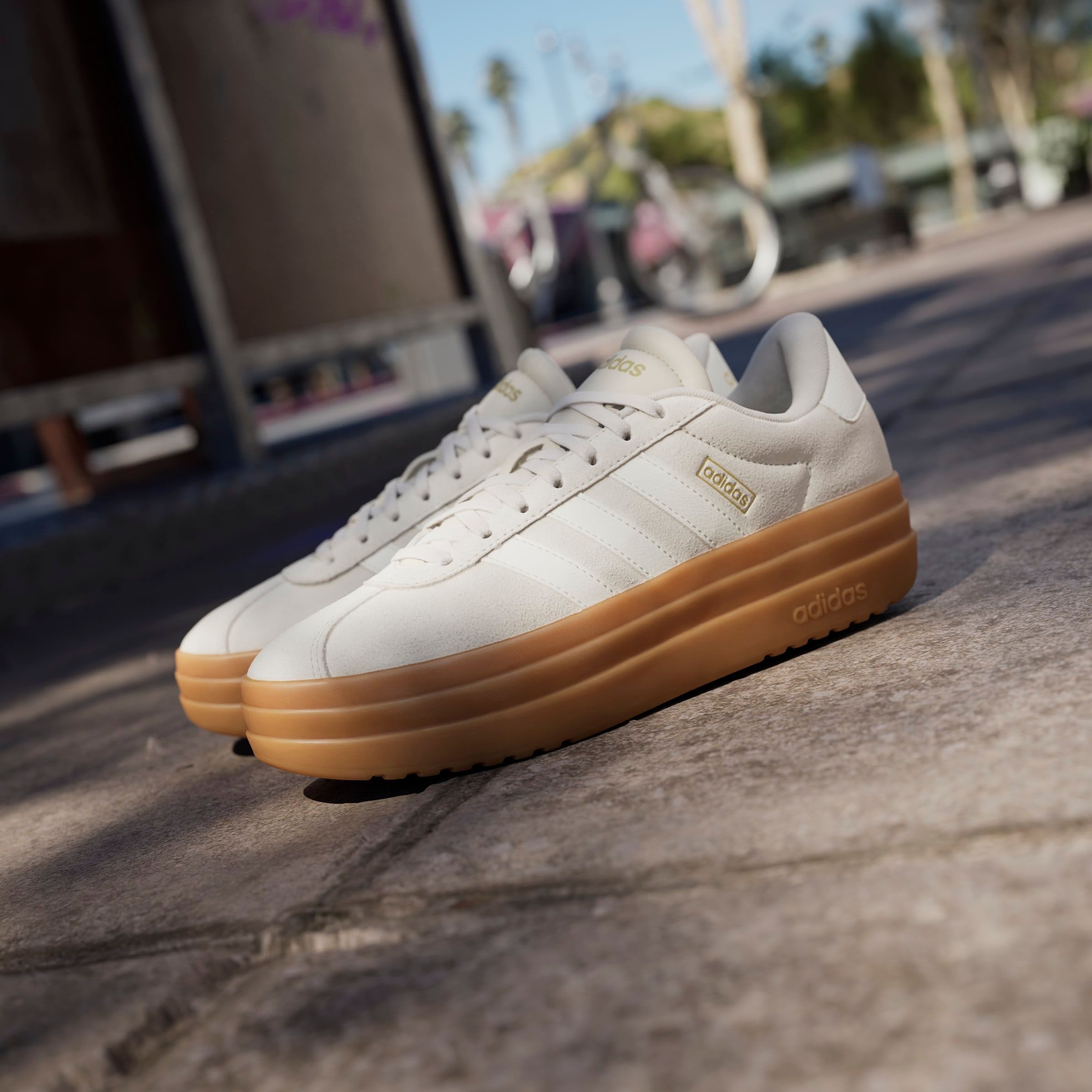 adidas Sportswear Sneakers VL COURT BOLD Design in de voetsporen van de adidas Gazelle Bold