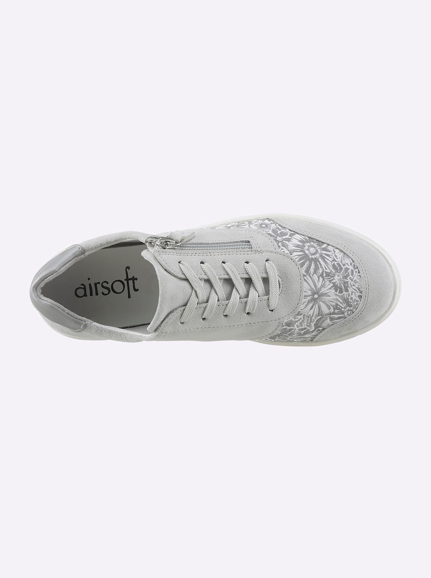 Casual Looks Sneakers