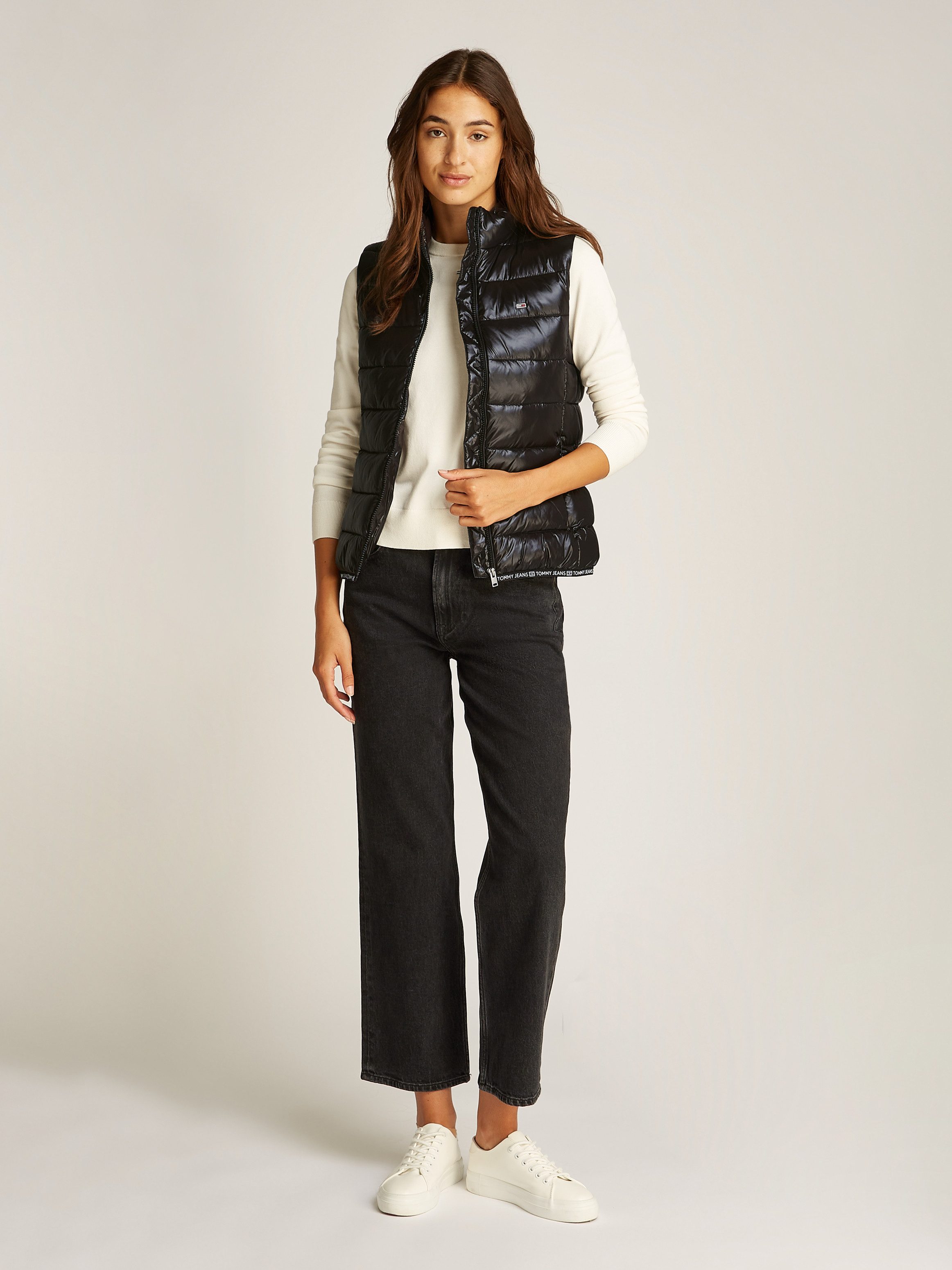 TOMMY JEANS Bodywarmer TJW ESSENTIAL TAPE VEST in glanzende uitstraling, met lichte wattage