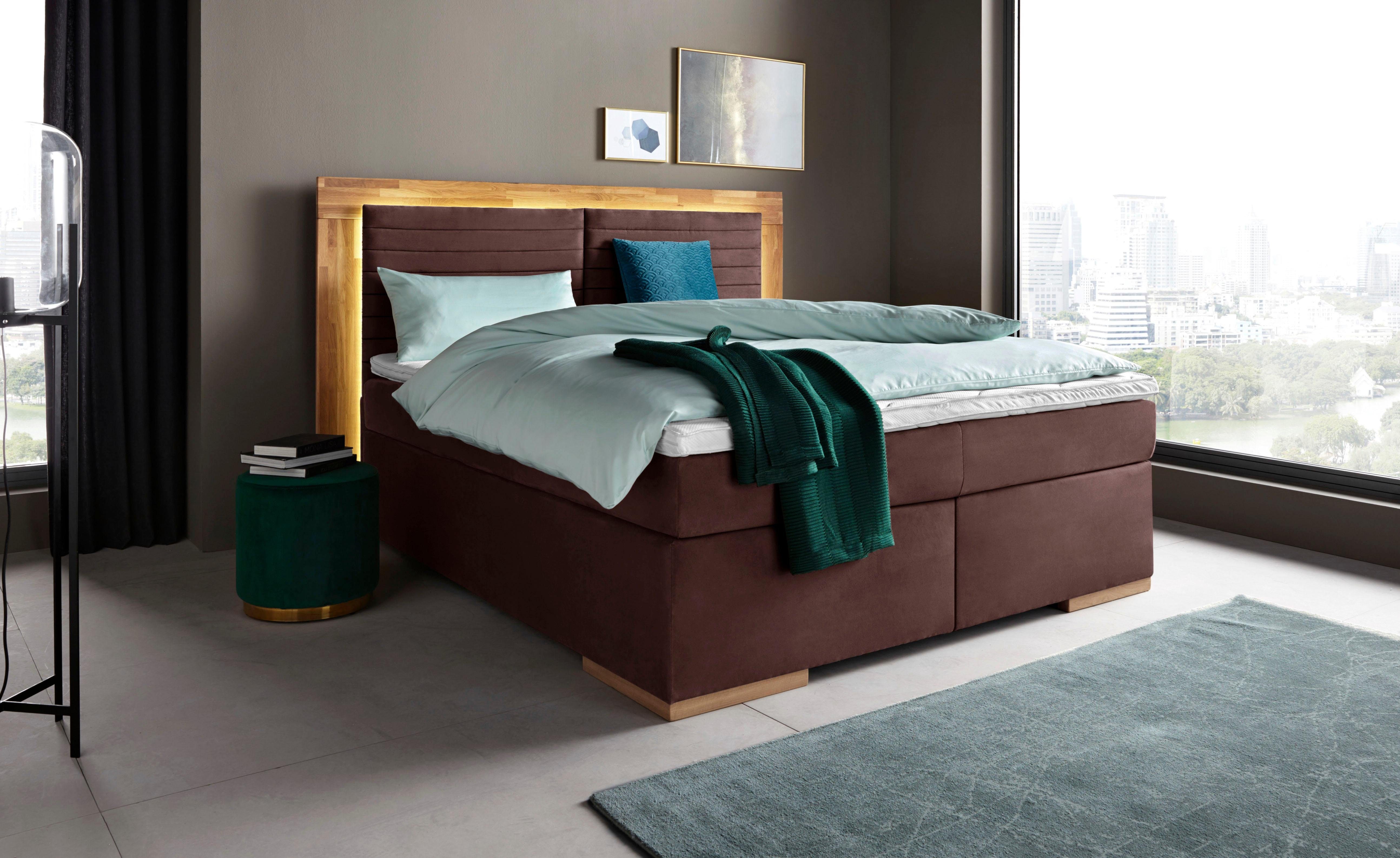 Places of Style Boxspring Cup met ledverlichting, massief houten lijst en topmatras, in 2 hardheden boxsprings maat Luxe-microvezel bruin