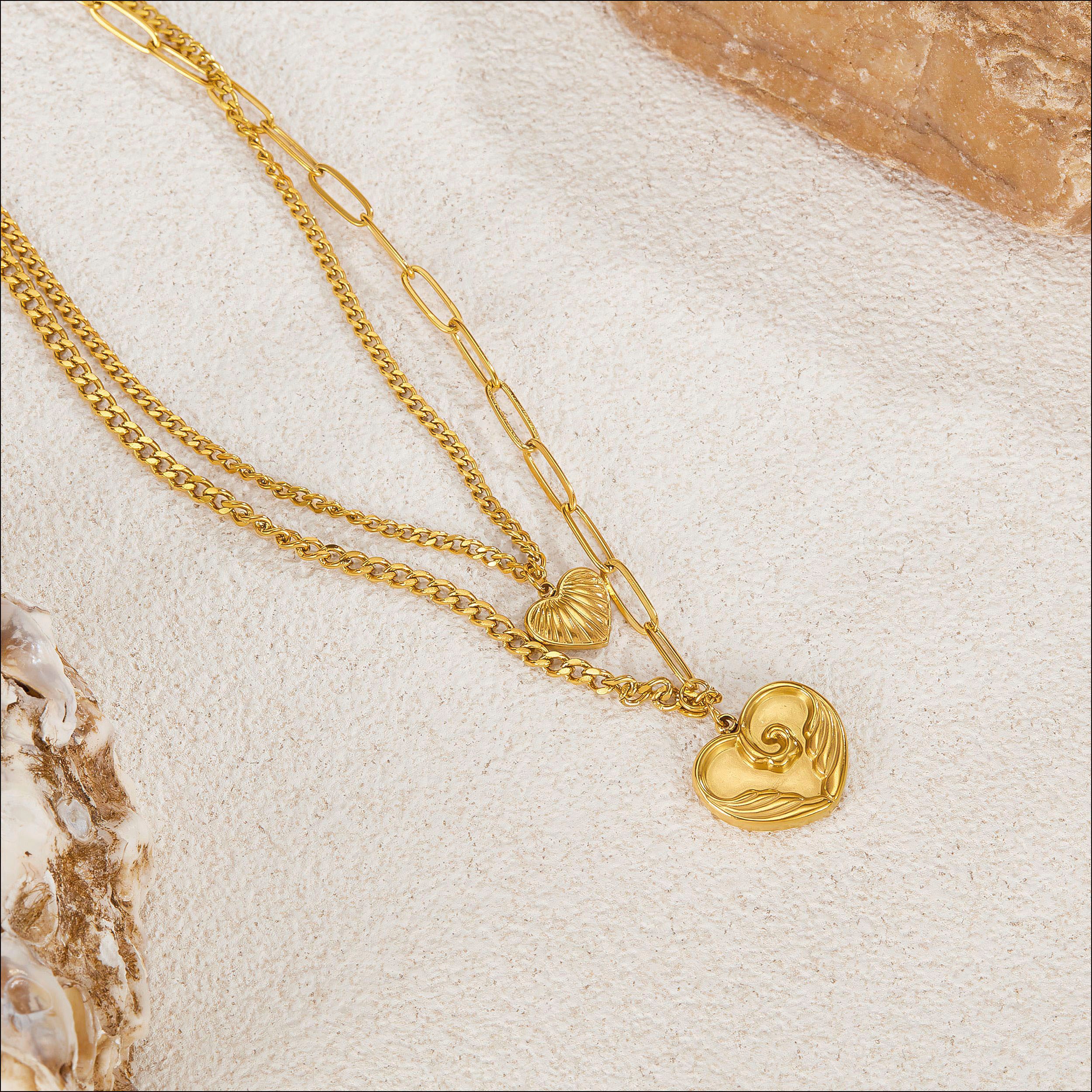 Firetti Ketting met hanger Sieraden cadeau roestvrijstalen halsketting laag dubbelrijig hart