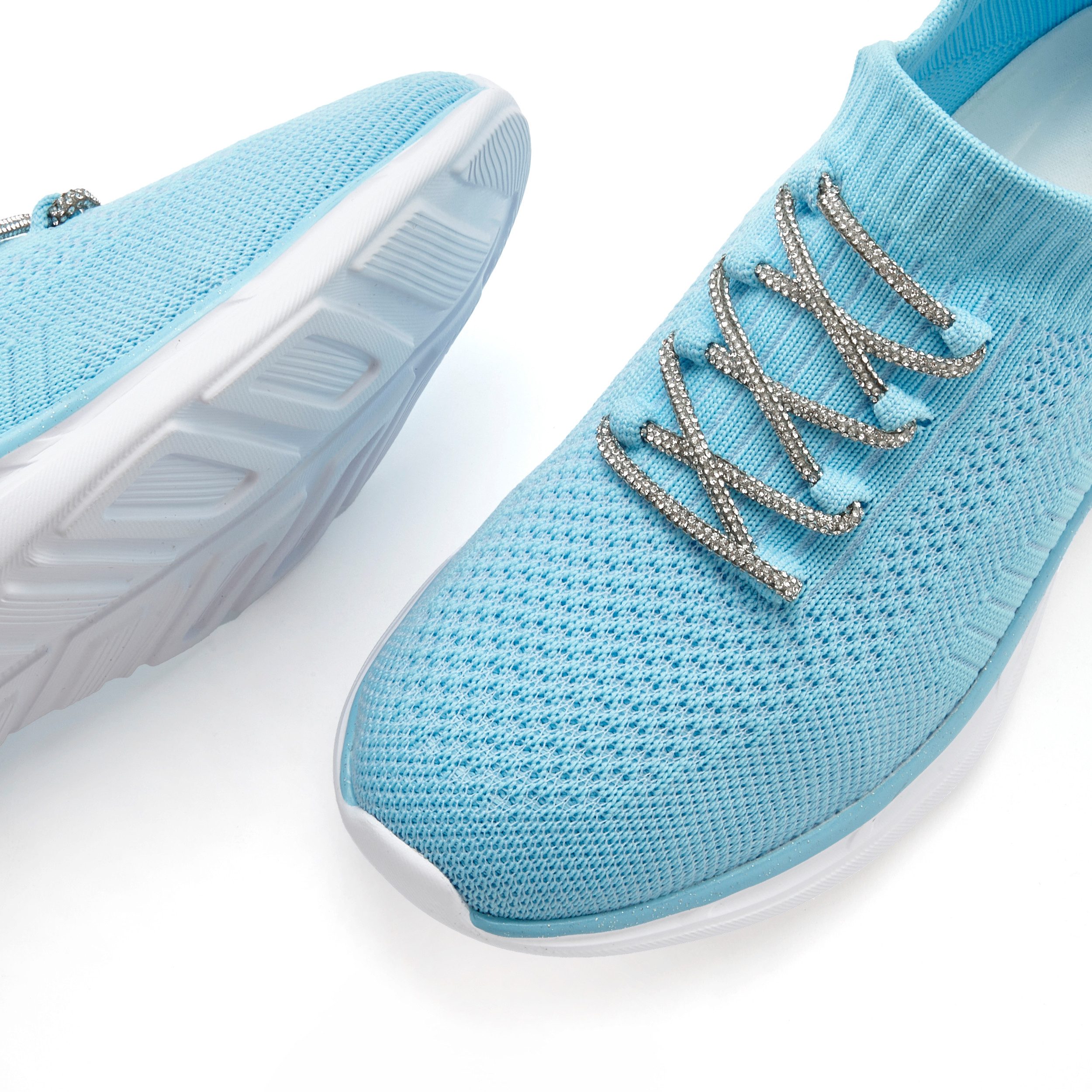 Lascana Sneakers met modieuze glinsterende veters vegan