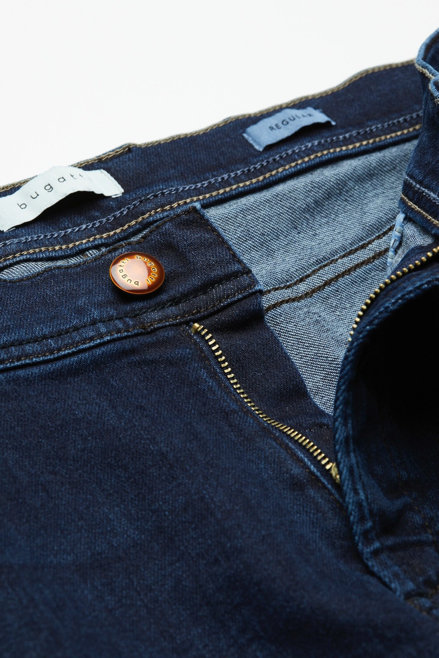 Bugatti 5-pocket jeans Regular fit van premium denim met stretch en ritssluiting