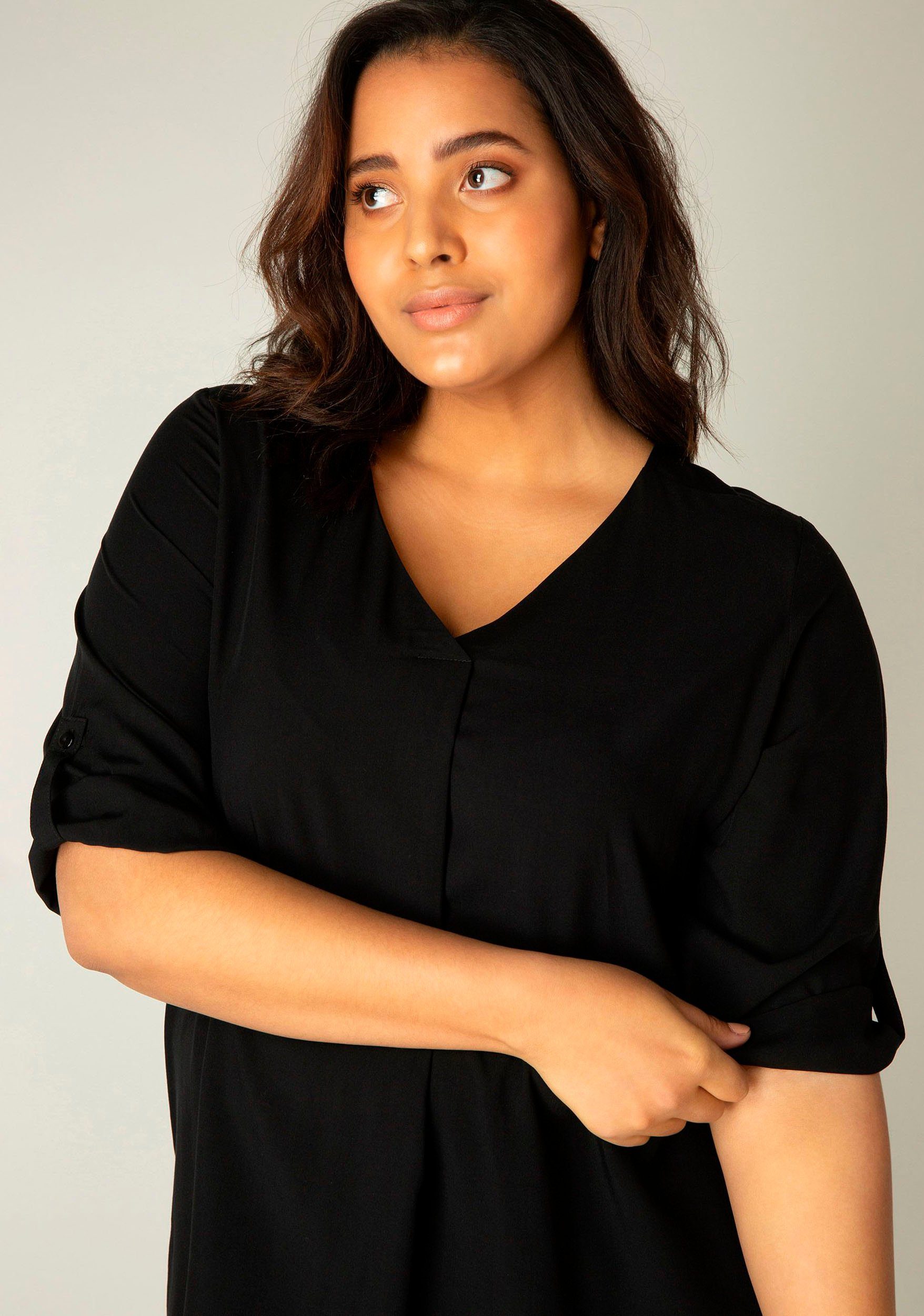 Base Level Curvy Shirtblouse Yanina met v-hals dames blouseshirts maat 58/60 zwart