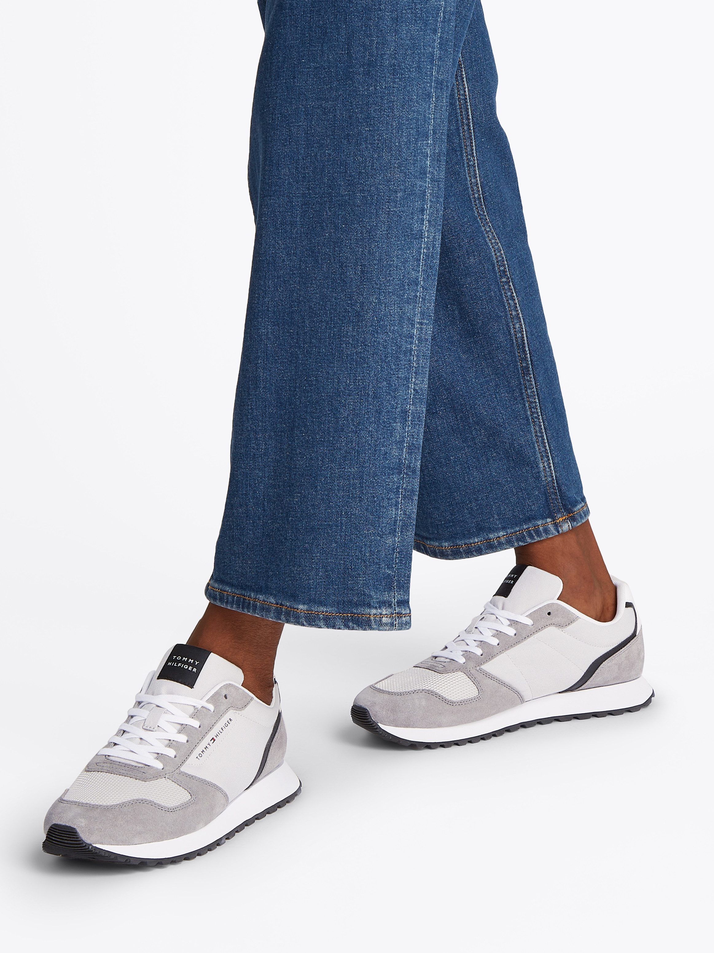 Tommy Hilfiger Sneakers NEW RUNNER EVA MIX vrijetijdsschoen, lage schoen, veterschoen met contrastafwerkingen