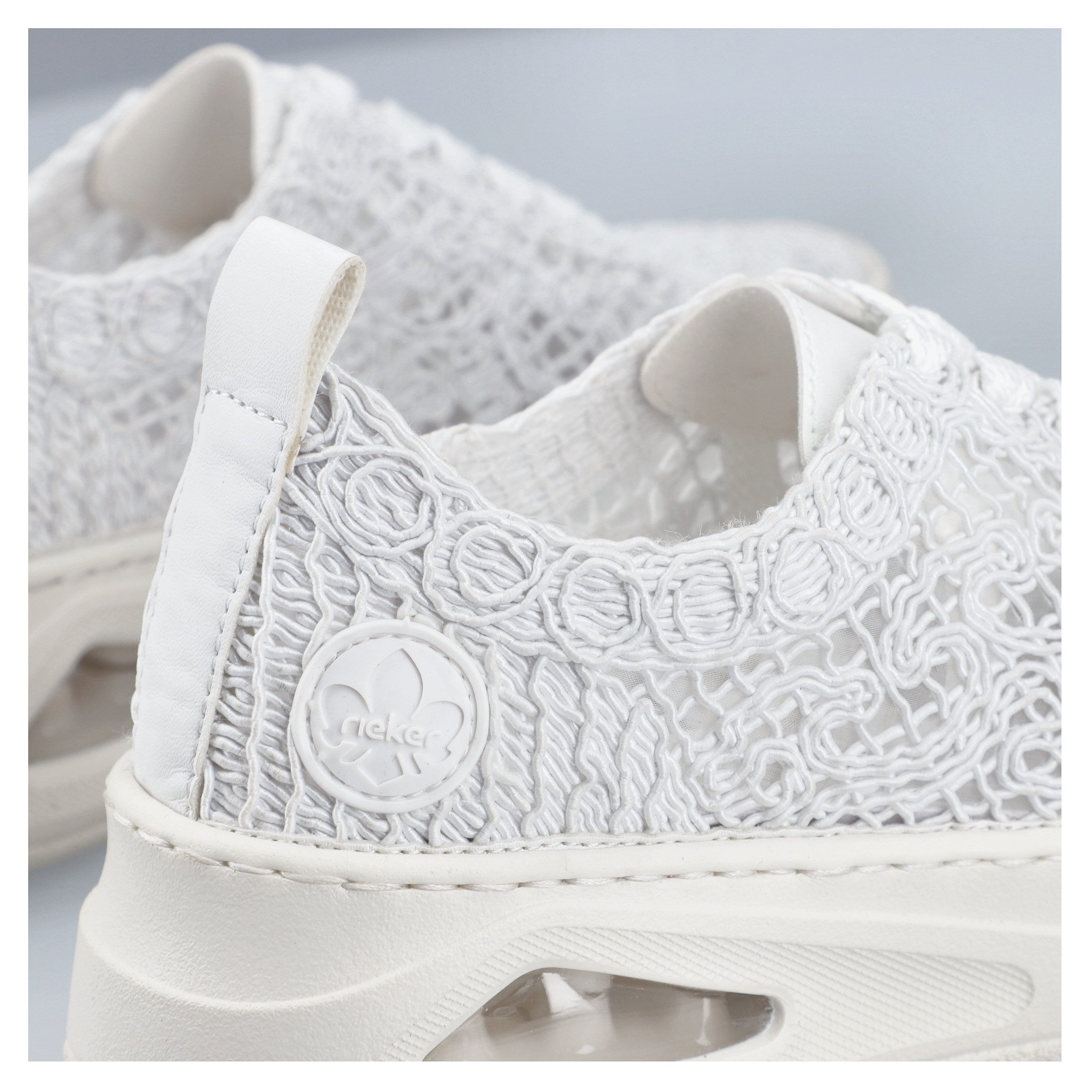 Rieker Plateausneakers , veterschoen, lage schoen in zomerse macramé-look