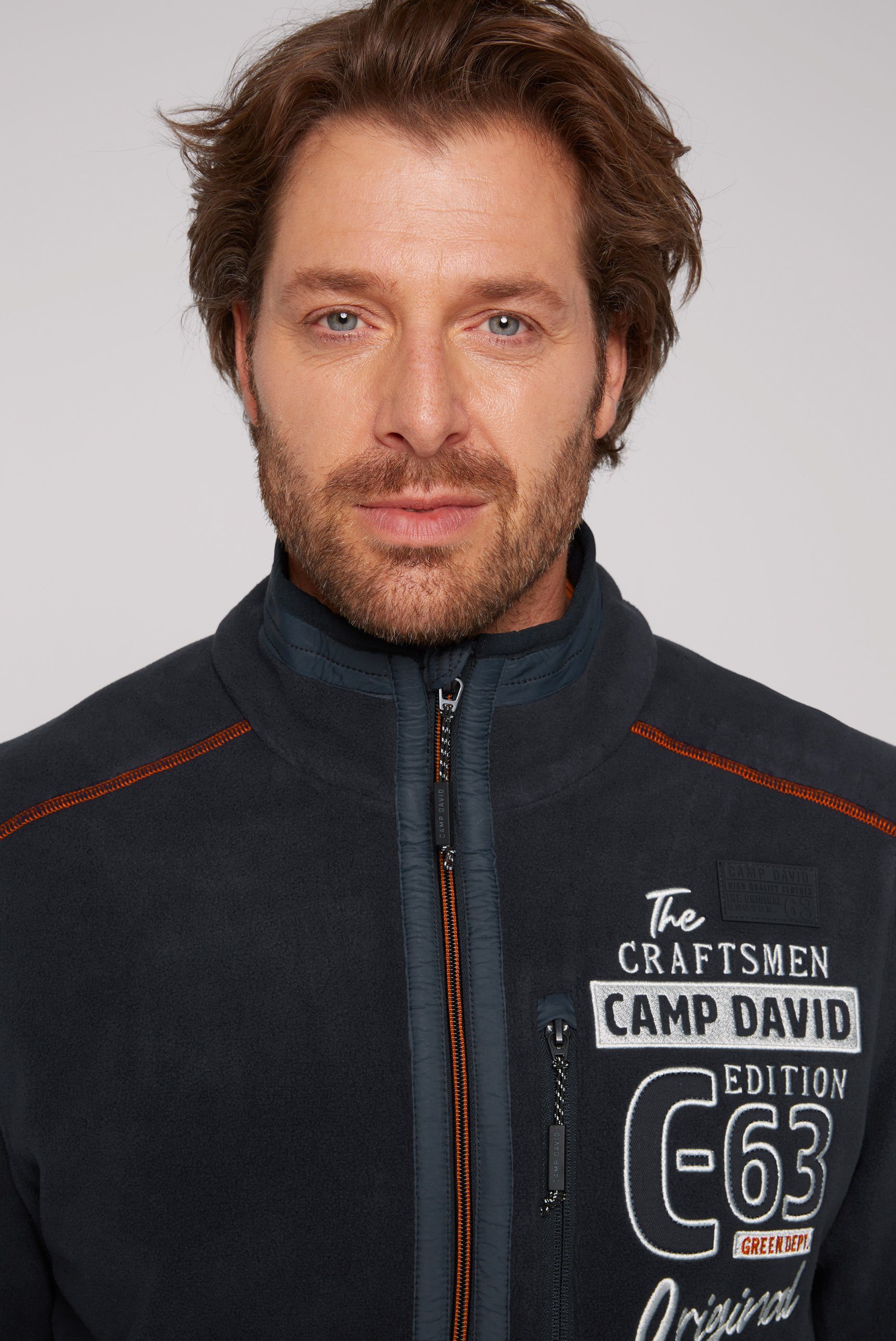 CAMP DAVID Fleecetrui met logoborduursels
