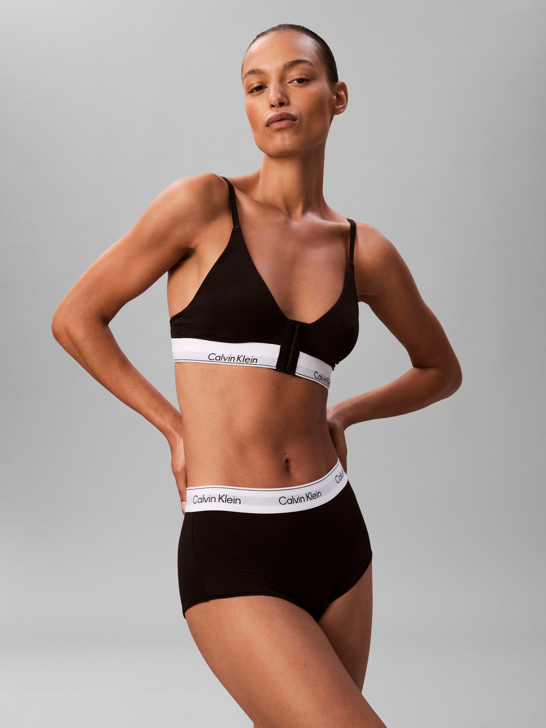 Calvin Klein String Modern Cotton met brede boord