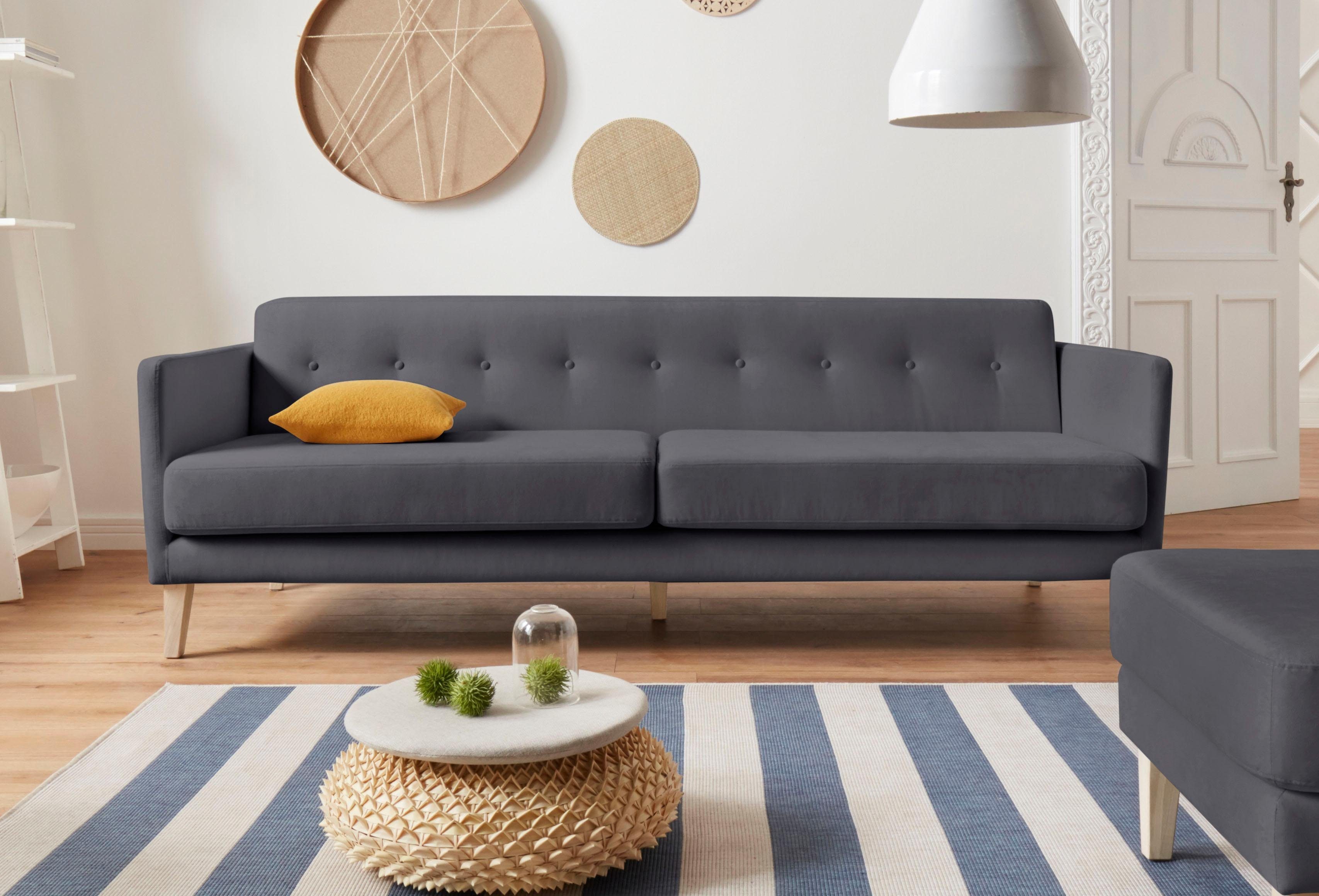 Andas 3-zitsbank Raadal in een scandinavisch design, capitonnage, design by morten georgsen