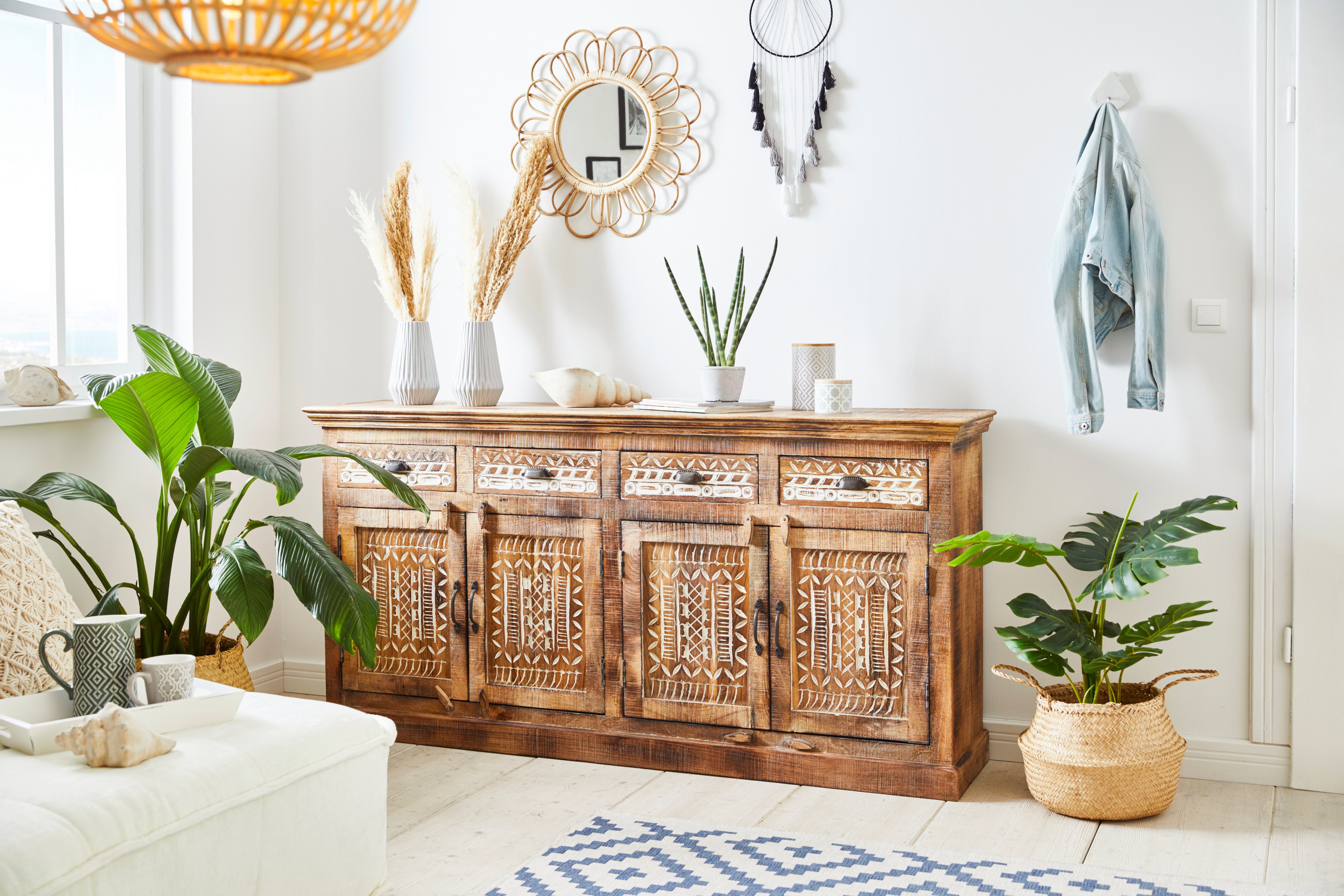 Home affaire Dressoir Maneesh Commode van massief mango hout, veel opbergruimtes, B/ 179cm dressoirs maat 178x40x88 cm beige