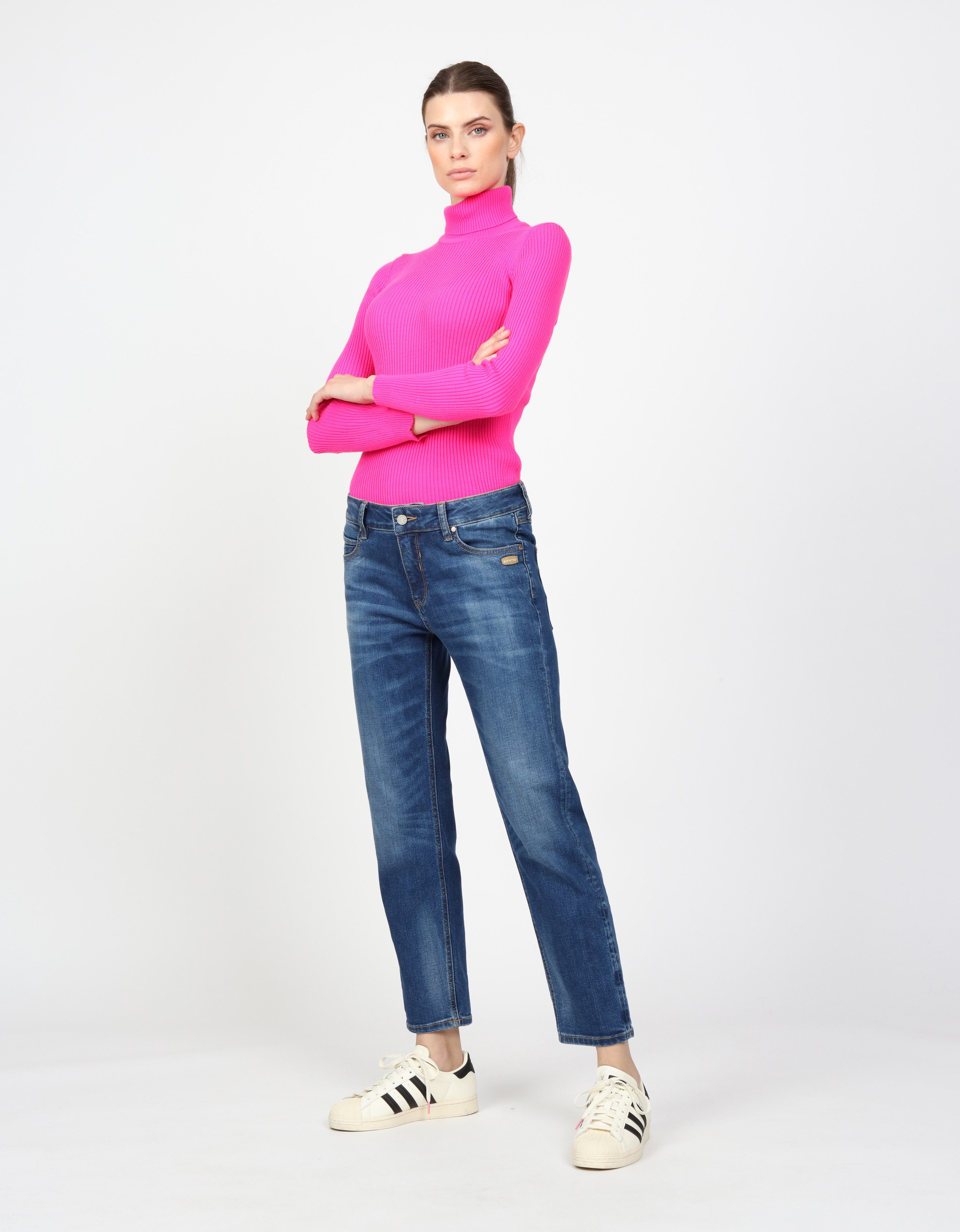 GANG Boyfriendjeans 94NADIA 5-pocketsstijl met ritssluiting en knoop