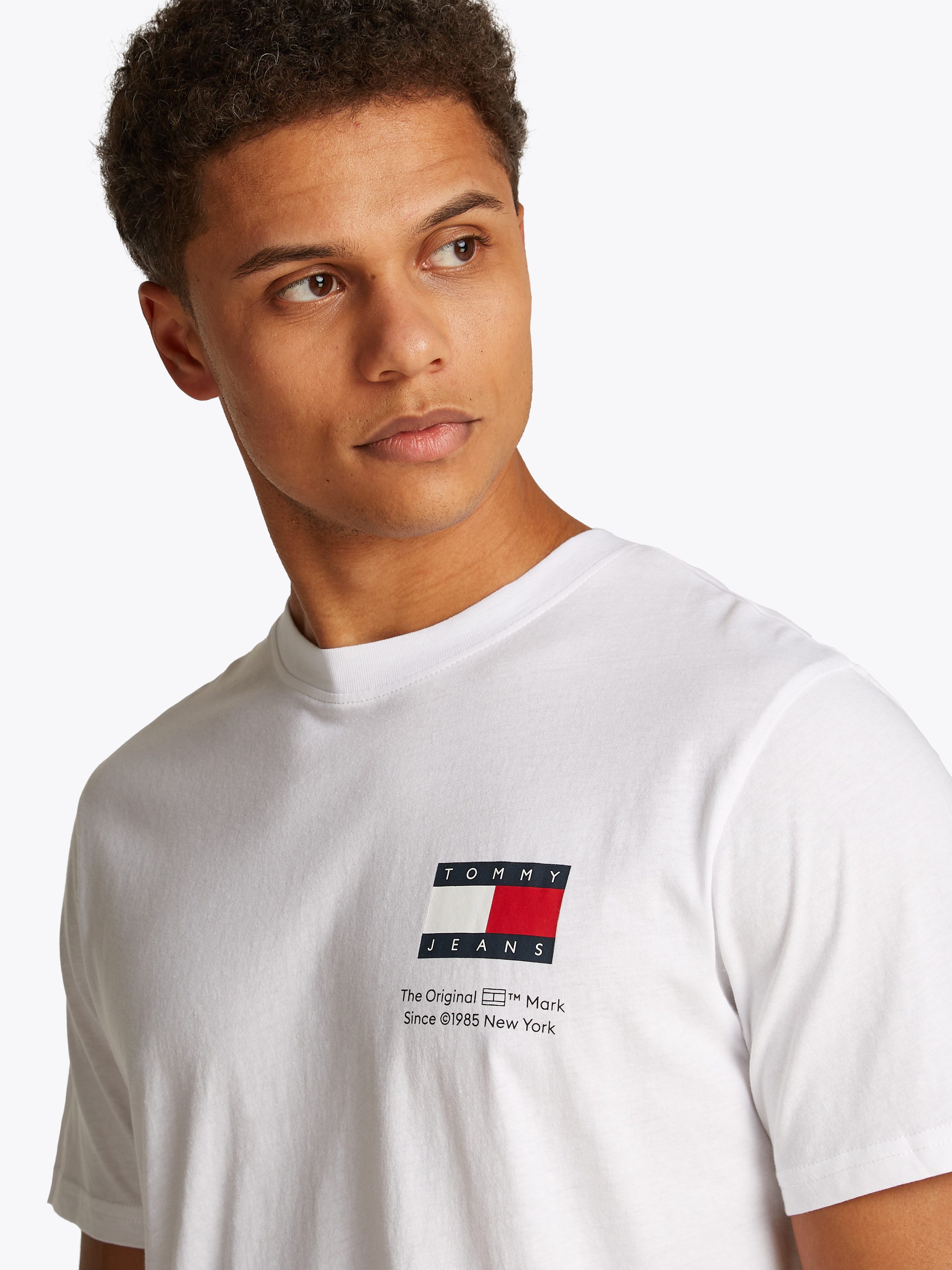 TOMMY JEANS T-shirt TJM SLIM 2PACK S S FLAG DNA TEE met grote logoprint op borsthoogte (set 2 stuks)