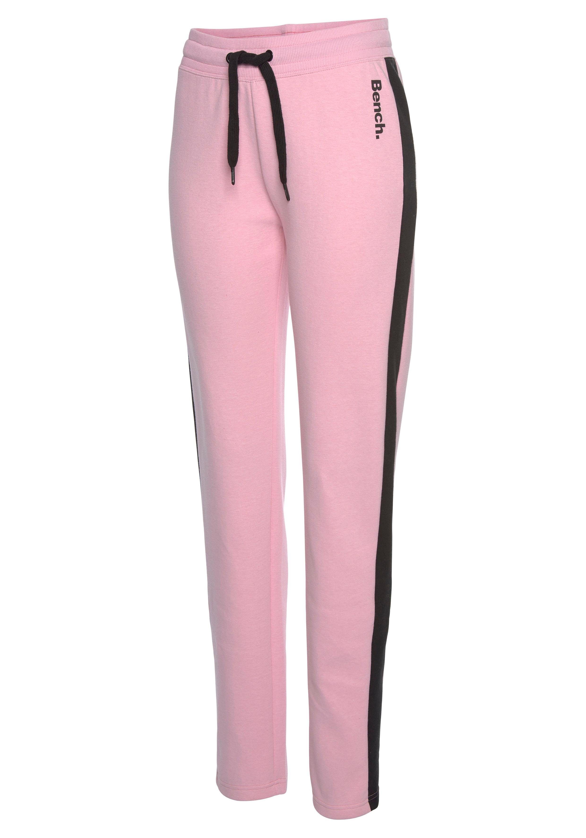 Bench. Loungewear Loungebroek met zijstrepen en rechte pijp, loungewear