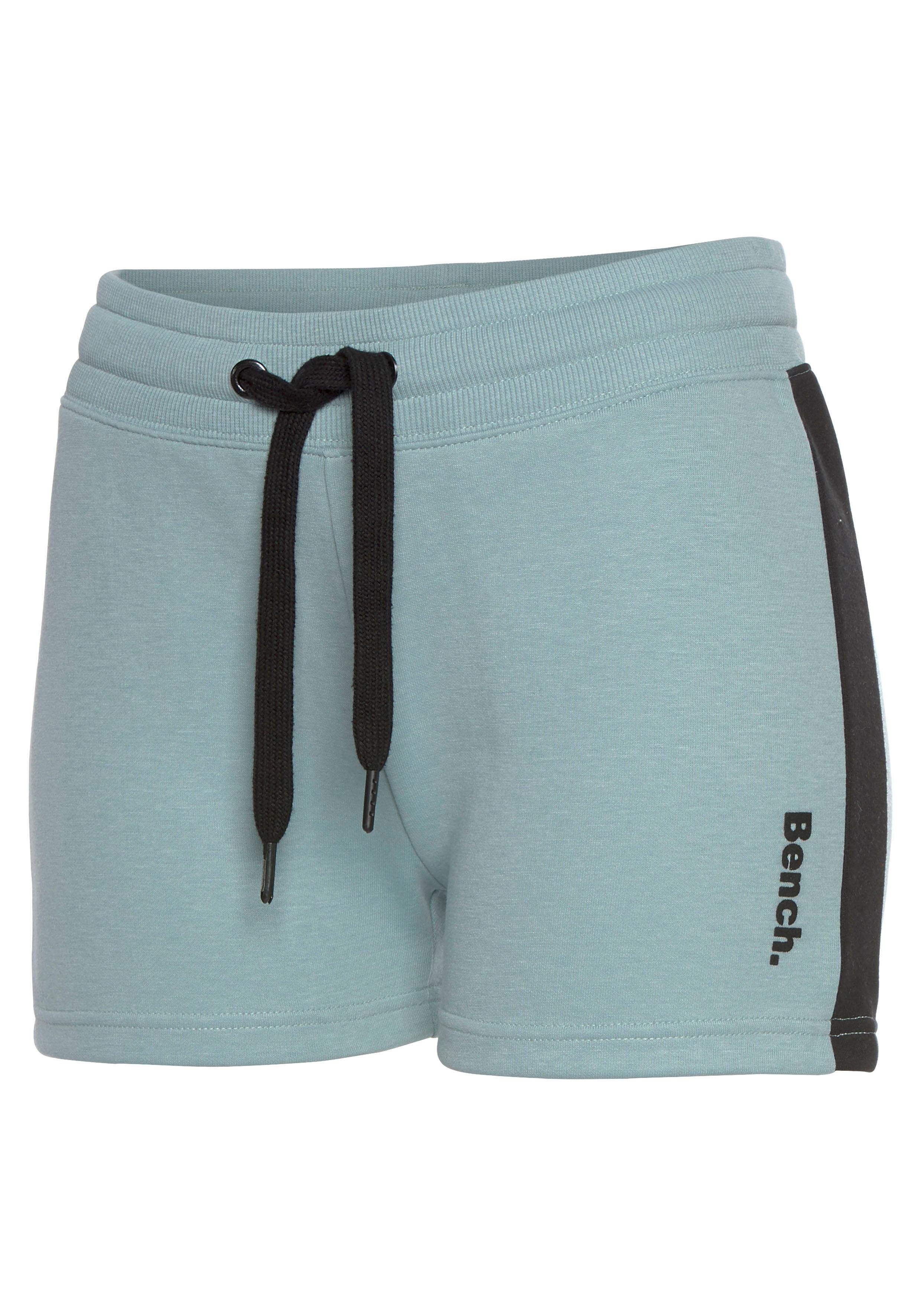 Bench. Loungewear Relaxshorts met zijstrepen, loungewear