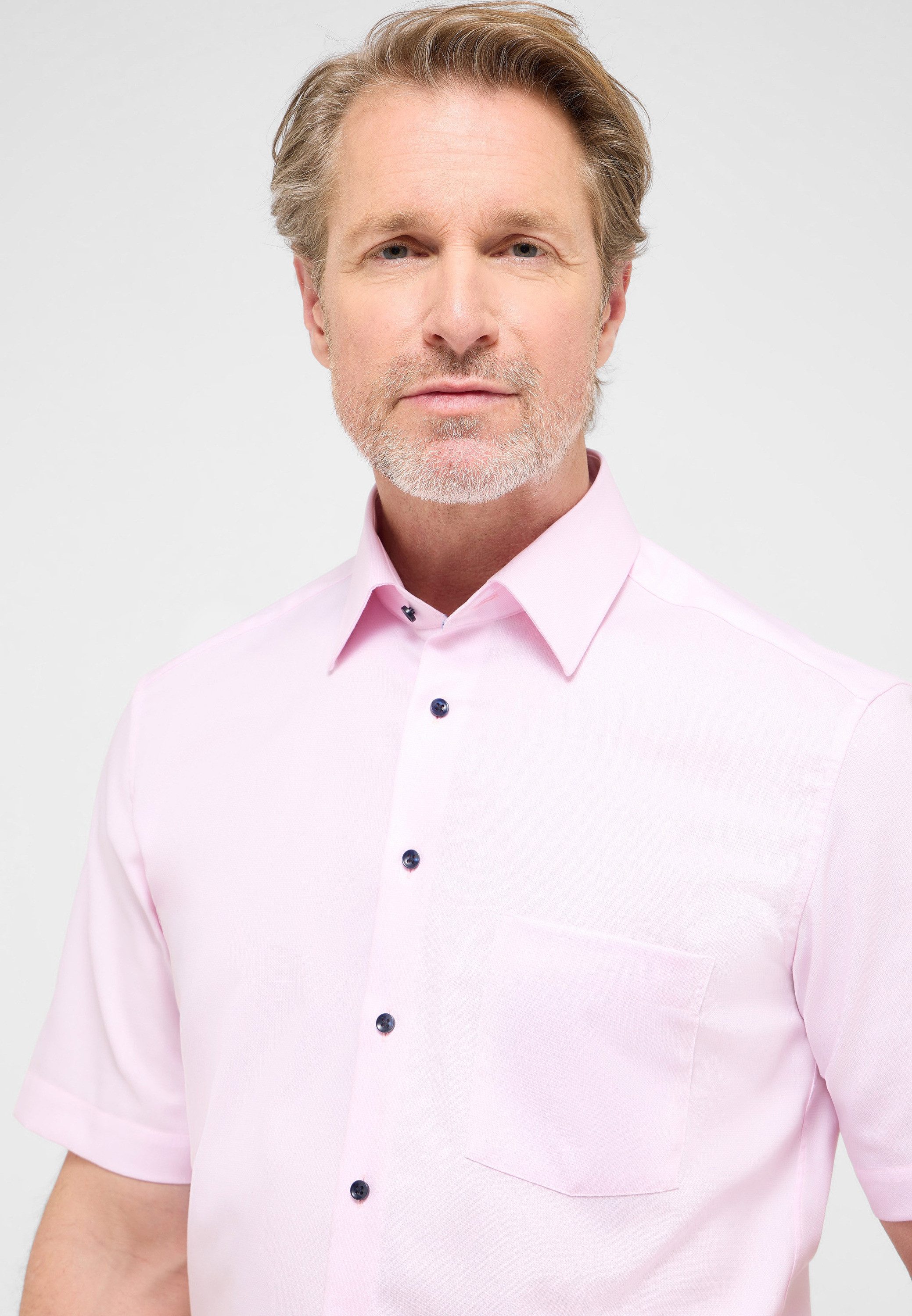 Eterna Overhemd met korte mouwen MODERN FIT NON IRON (strijkvrij)