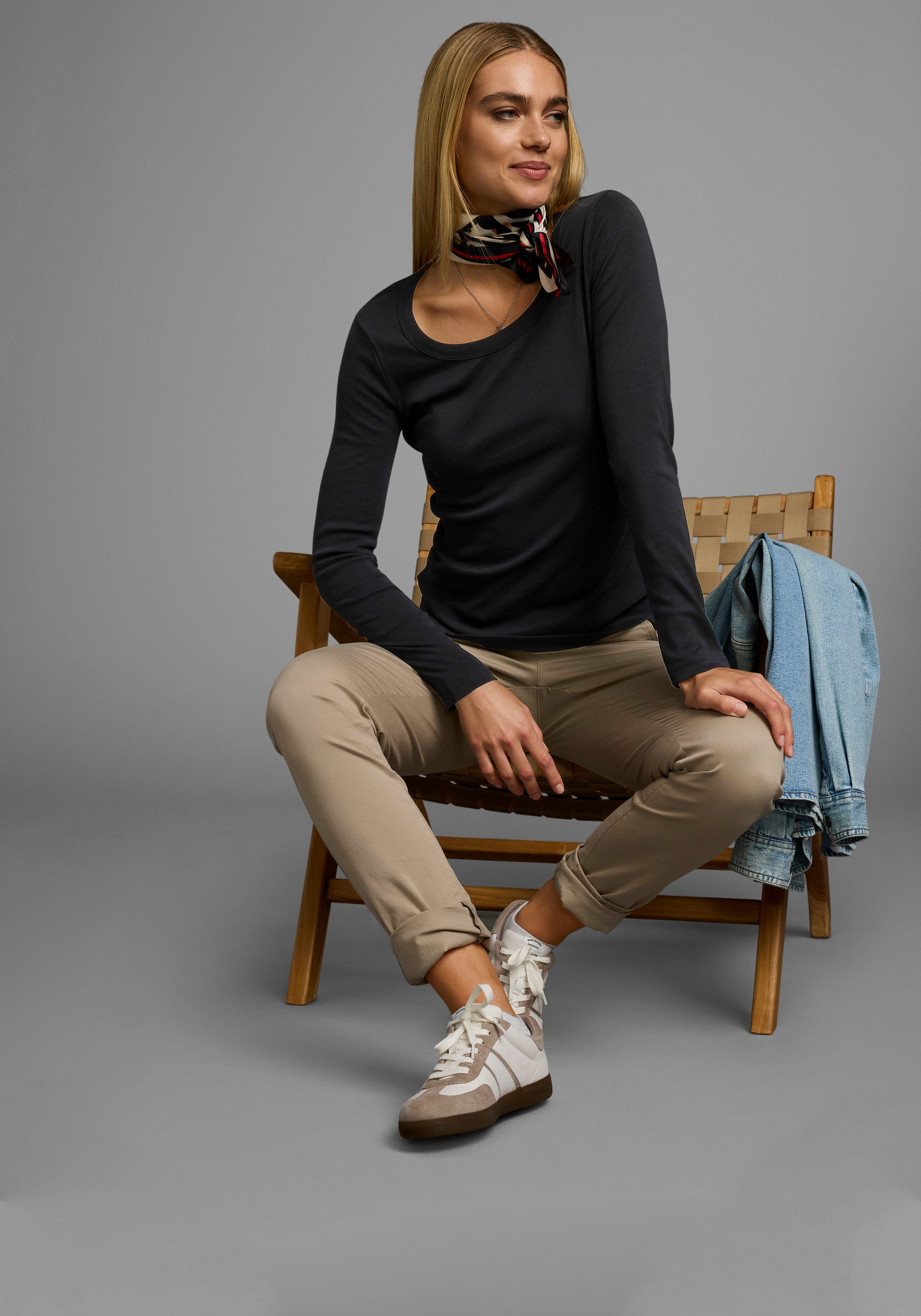 Flashlights Shirt met lange mouwen Langarm, figuurnauwkeurig, effen, ronde hals