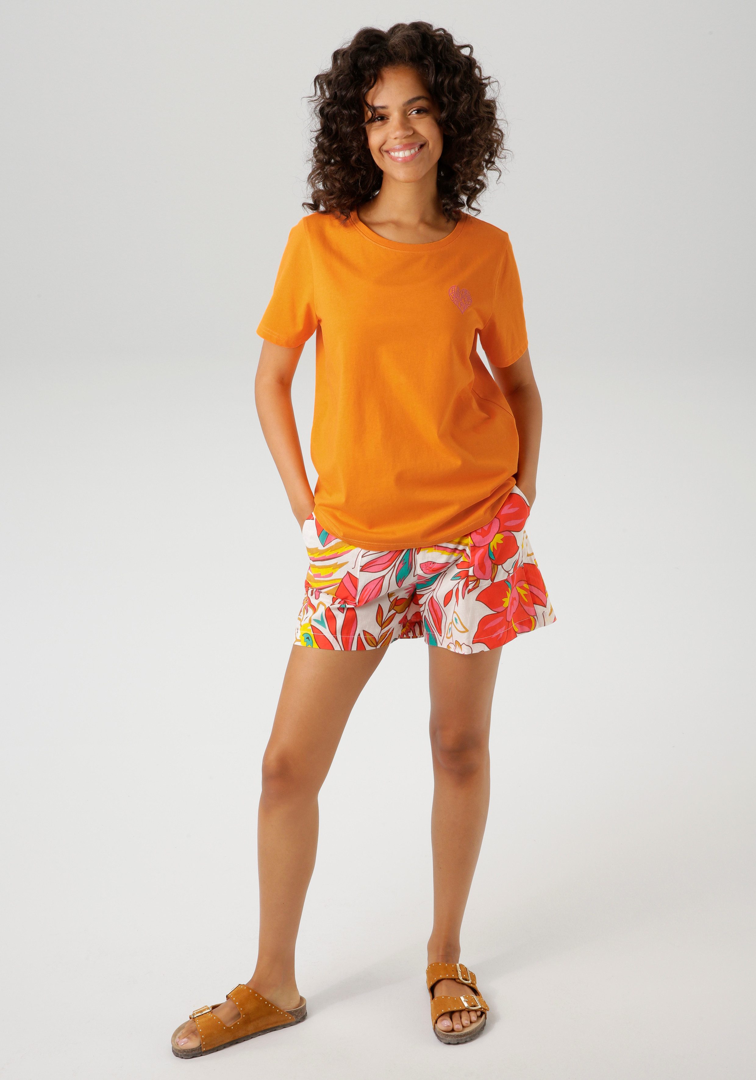 Aniston CASUAL T-shirt met grote statement-opschrift op de rug
