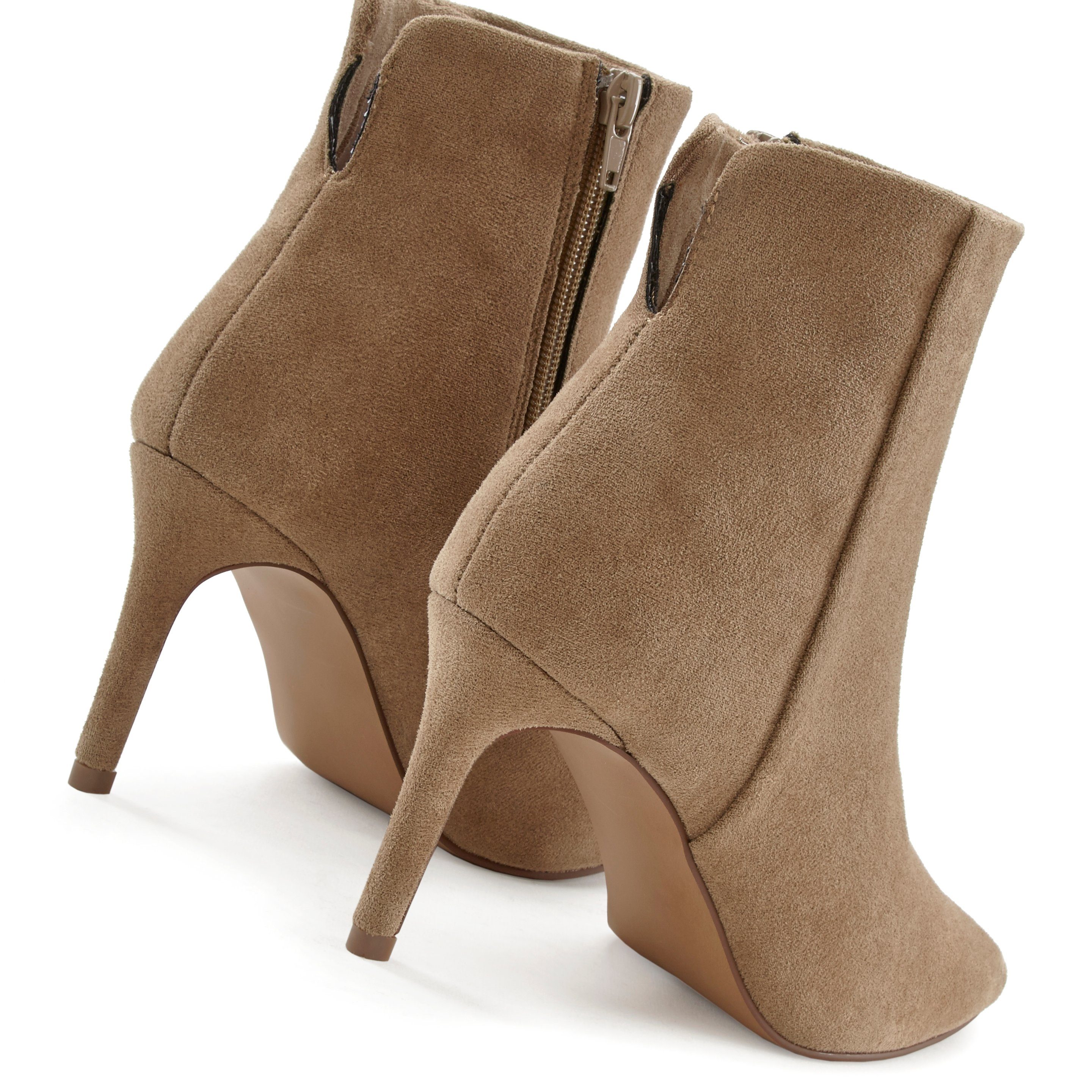 Lascana Highheel-laarsjes in spitse vorm & naaldhak, ritslaars vegan