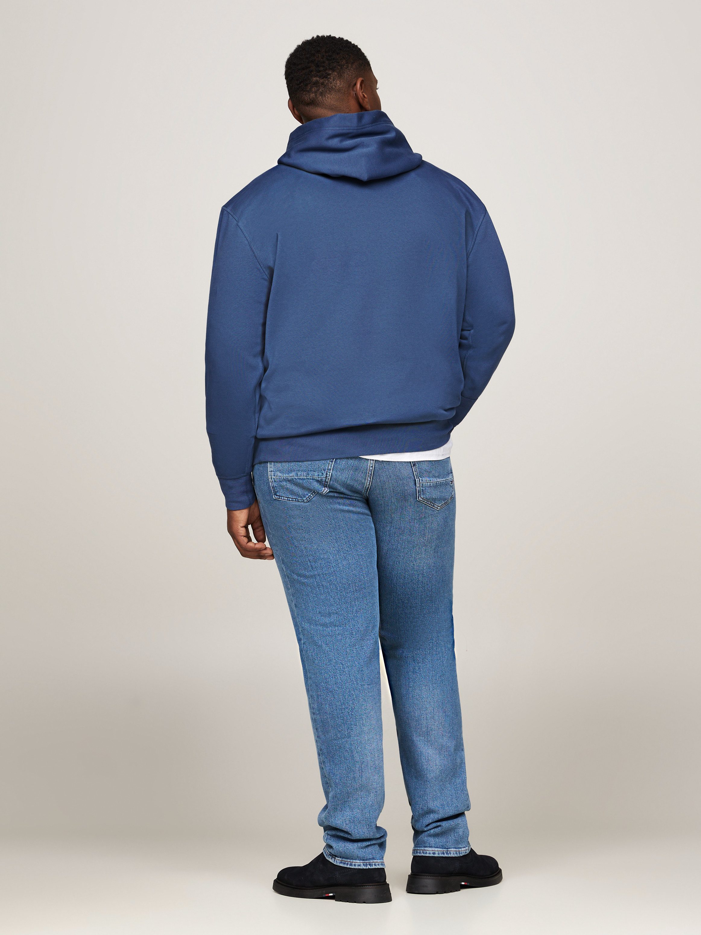Tommy Hilfiger Hoodie BT-BIG HILFIGER HOODY-B in grote maten met logo-borduursel op de mouw