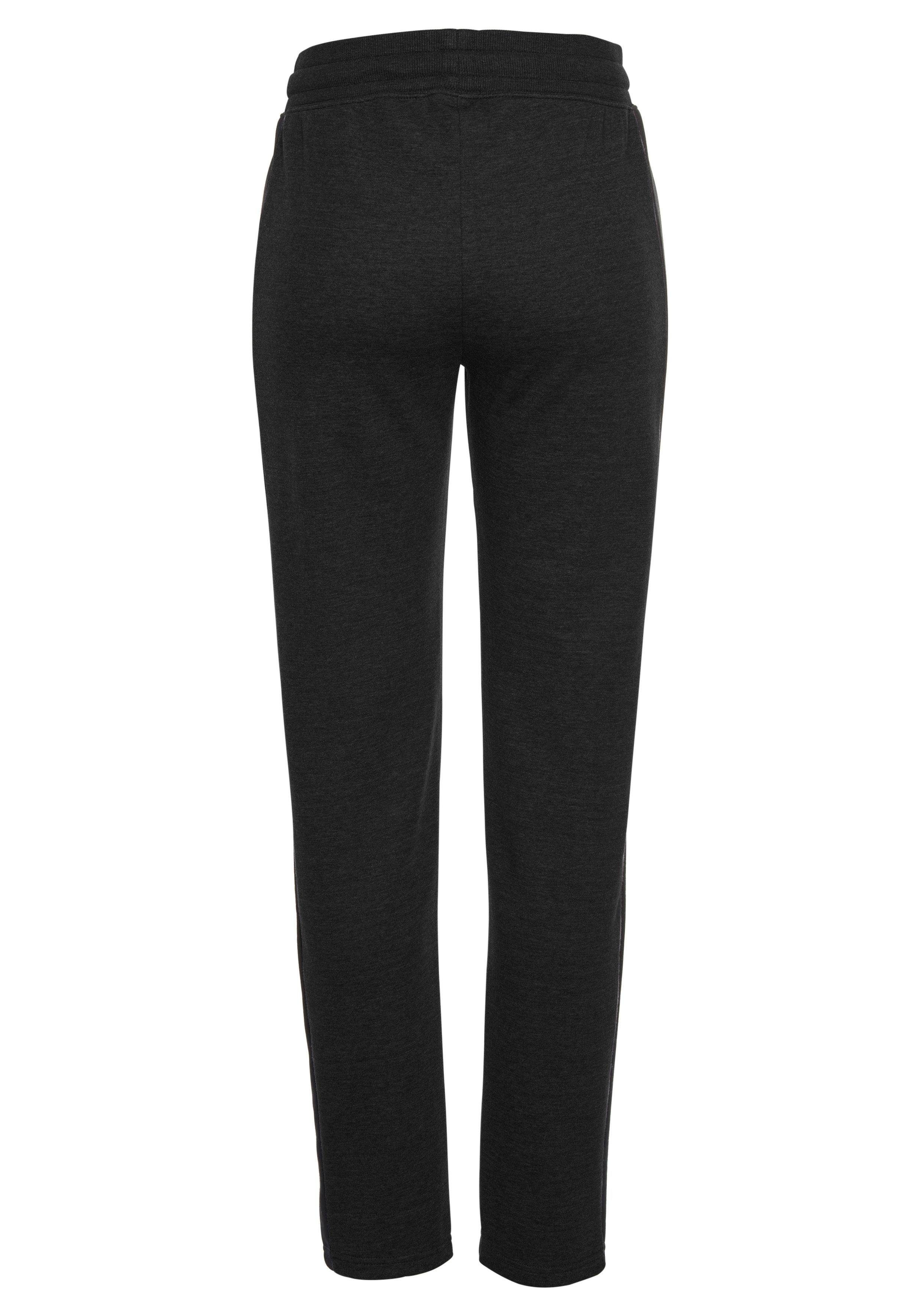 Bench. Loungewear Loungebroek met zijstrepen en rechte pijp, loungewear