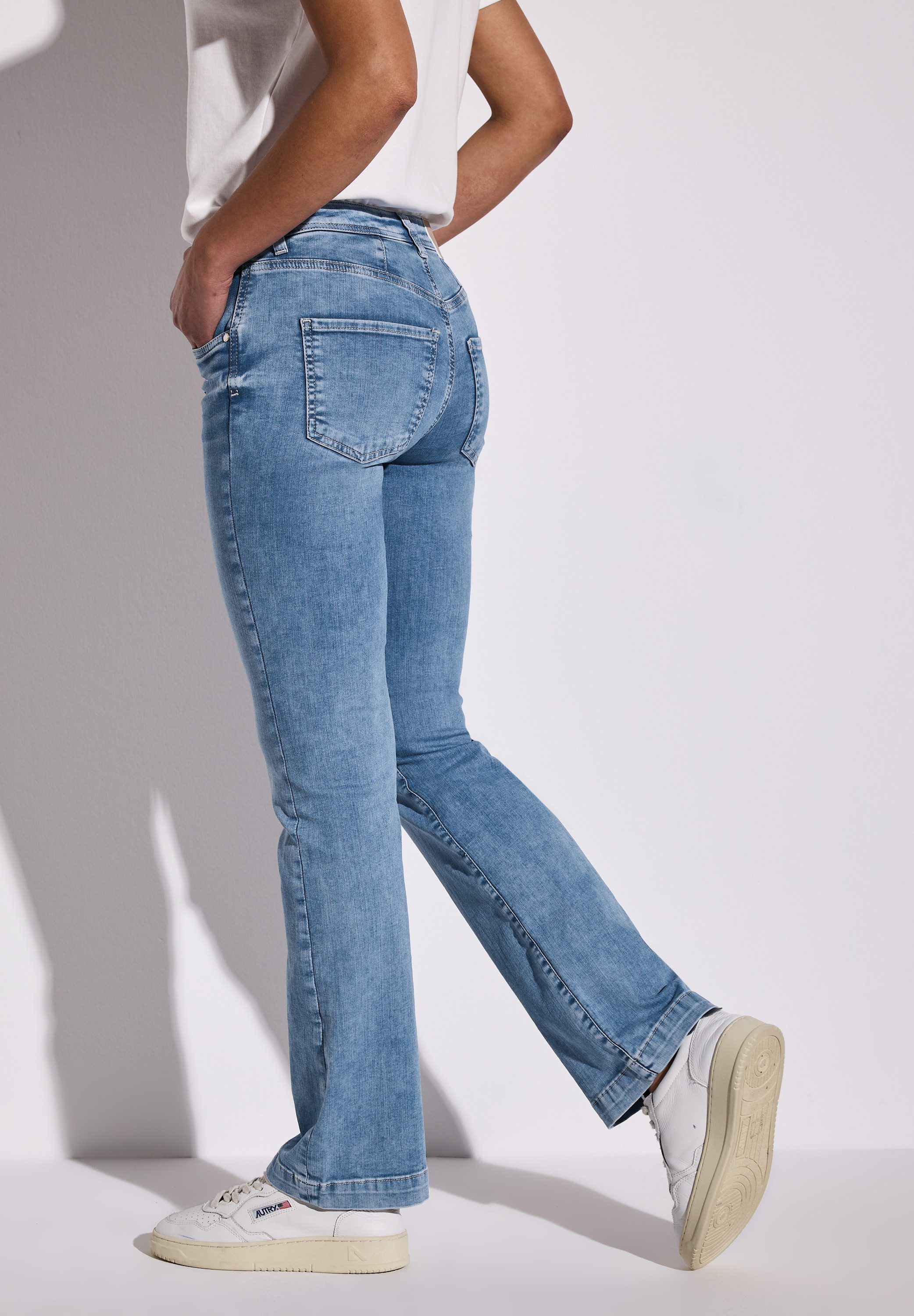 STREET ONE Bootcut jeans met stretch
